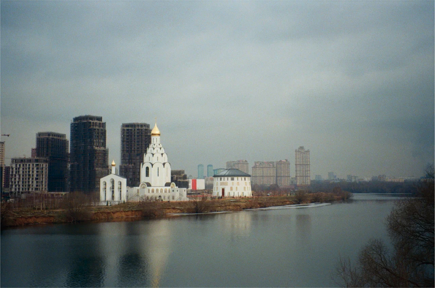 Analog c-print, Fuji Crystal Archive Glossy 60x90, 2+1AP, 2023