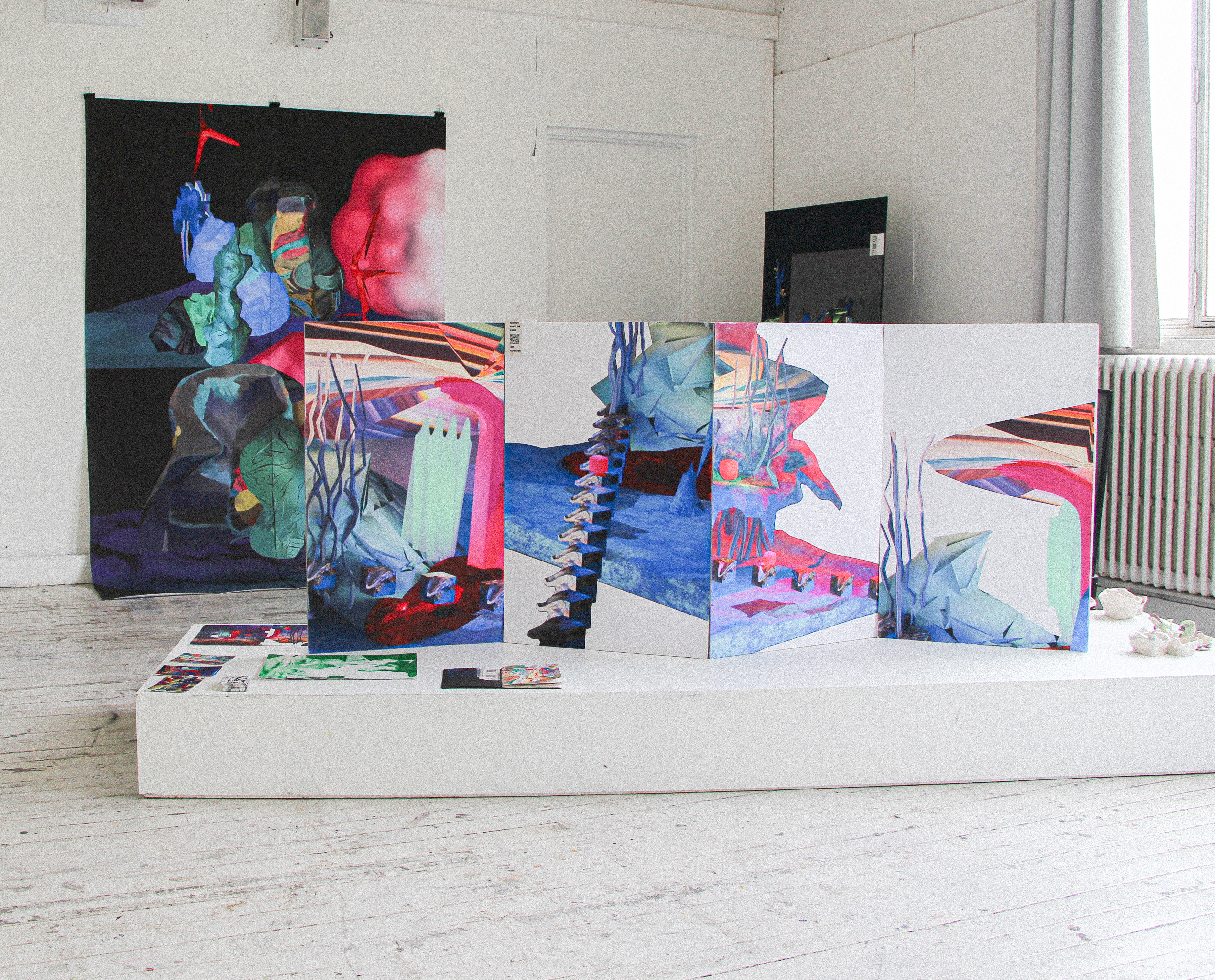 Jour clownesque, paravent A2 x 4, impression sur carton