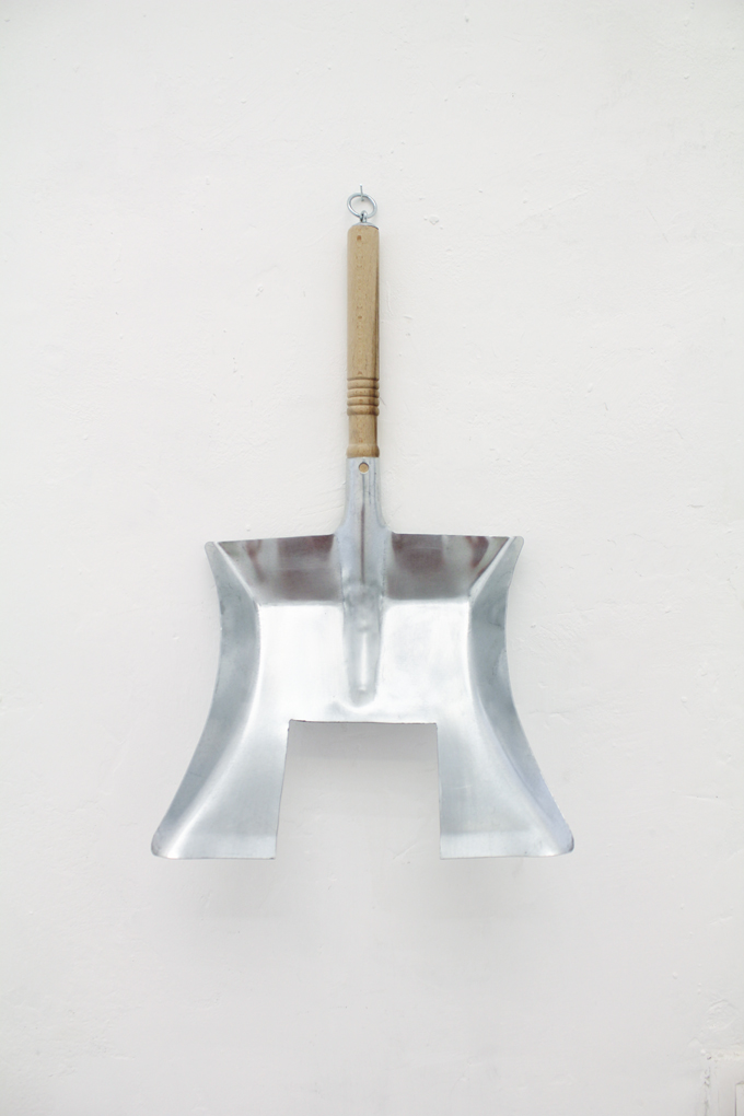 Round squares, solo exhibition, LLLLLLI, Vienna 2020