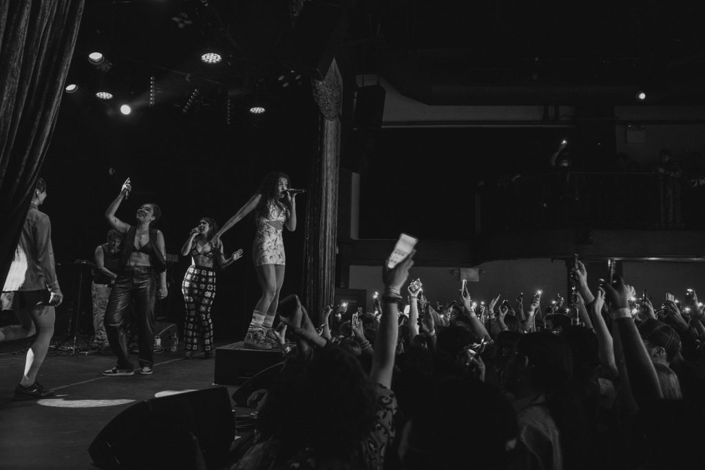 Image © Emily Kayayan