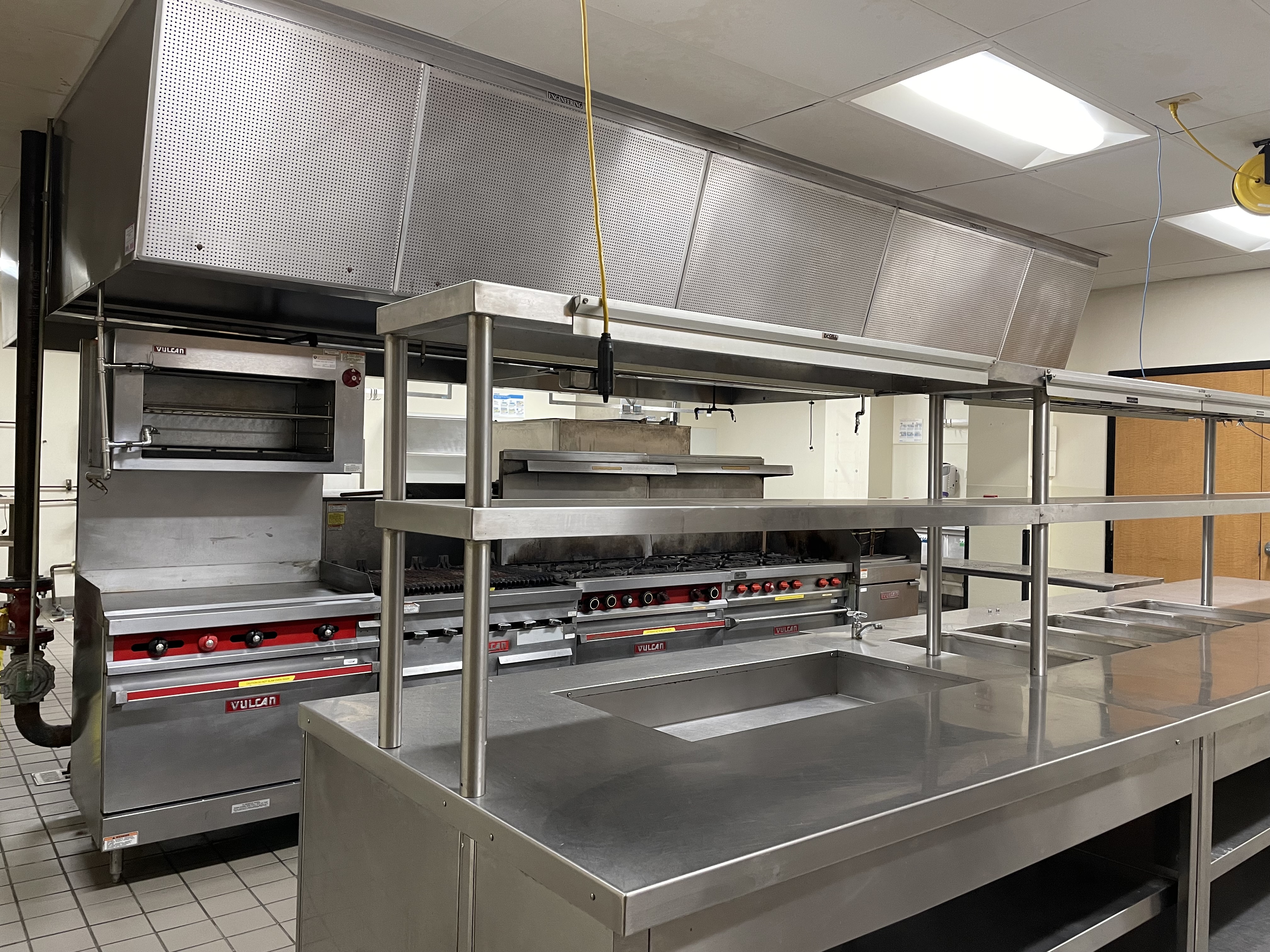 Tour of Building 3000, Eastview Campus – Kitchen 2