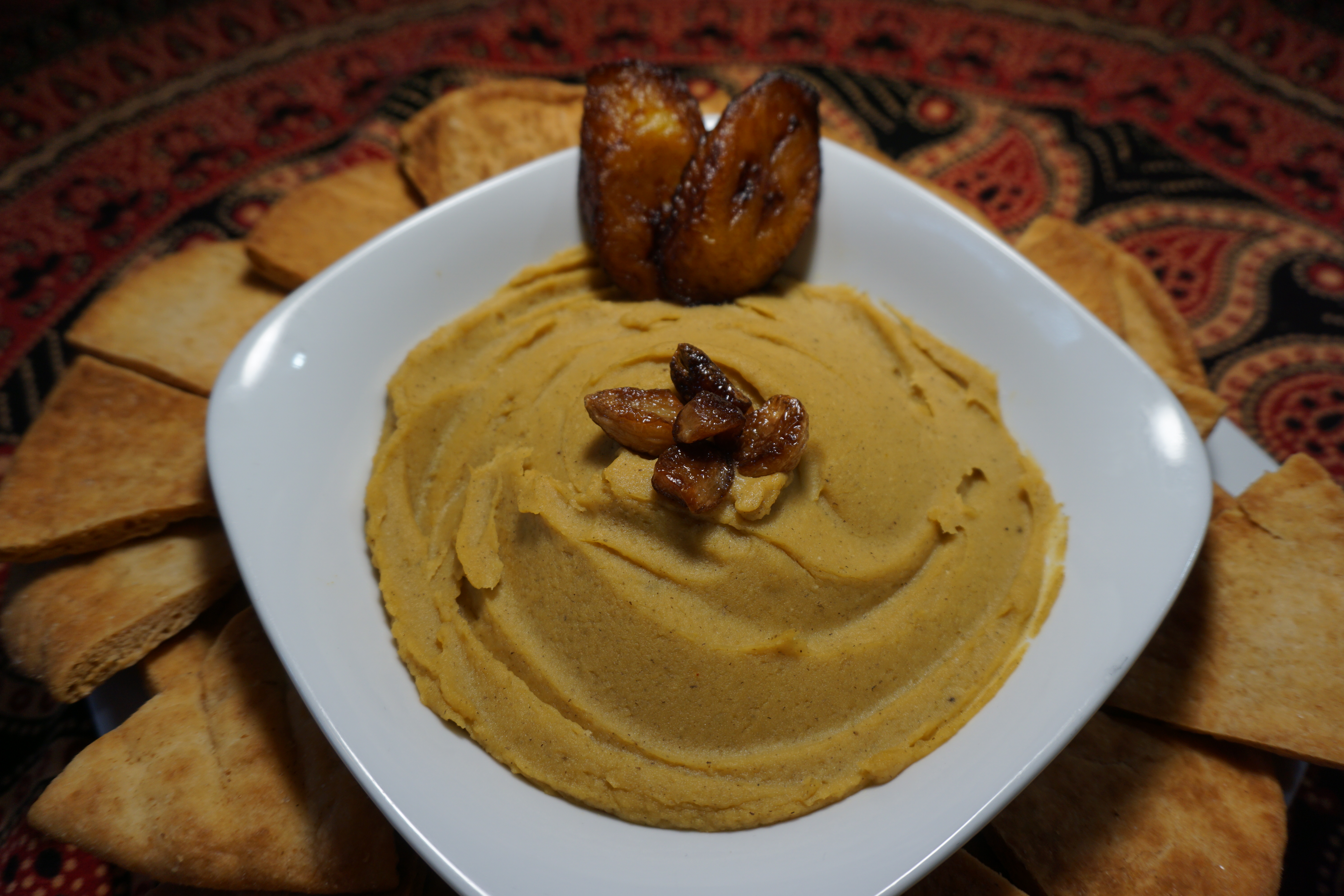 Sweet Plantain Hummus with Pita Points