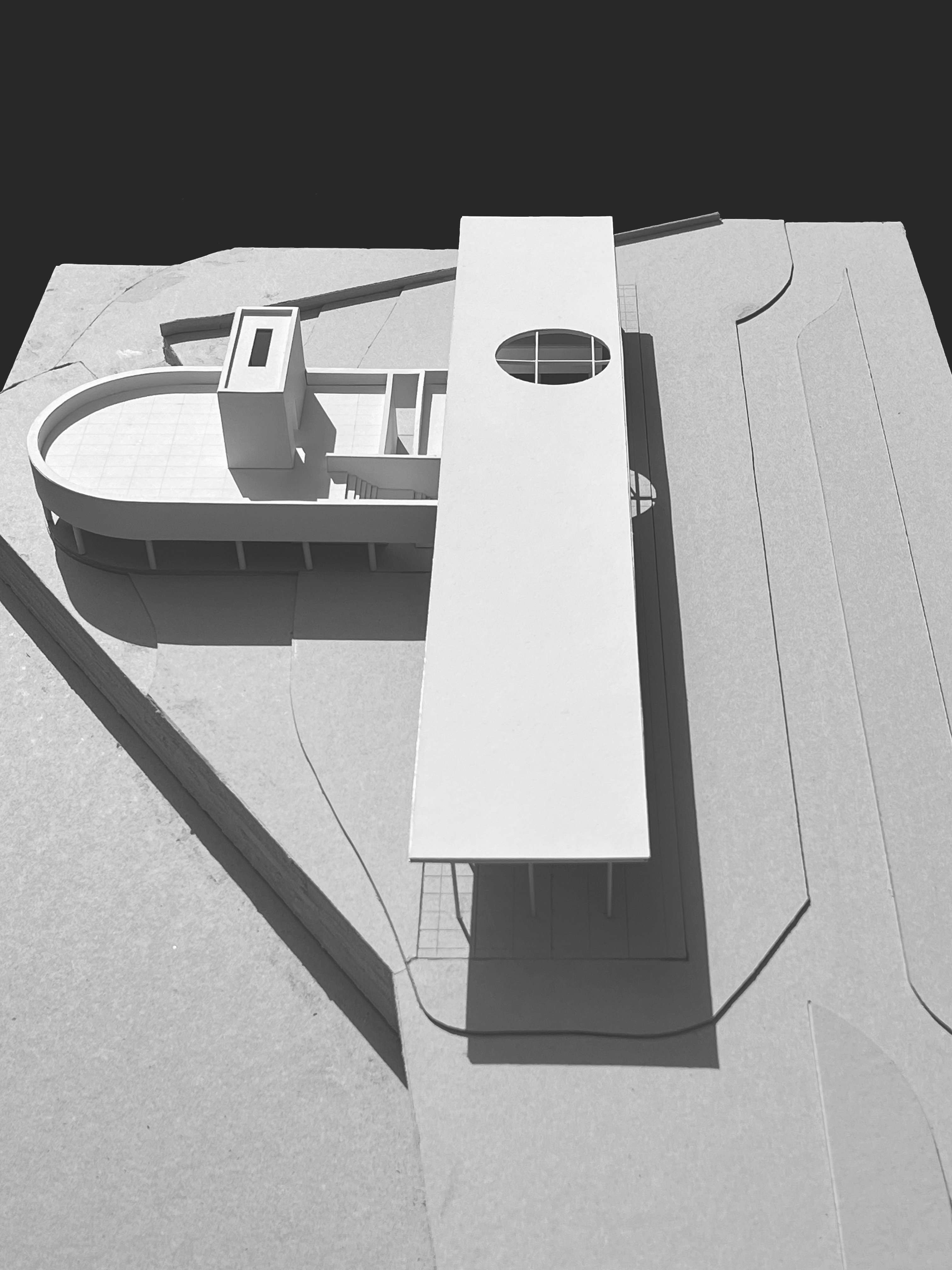 107 / Market by the sea