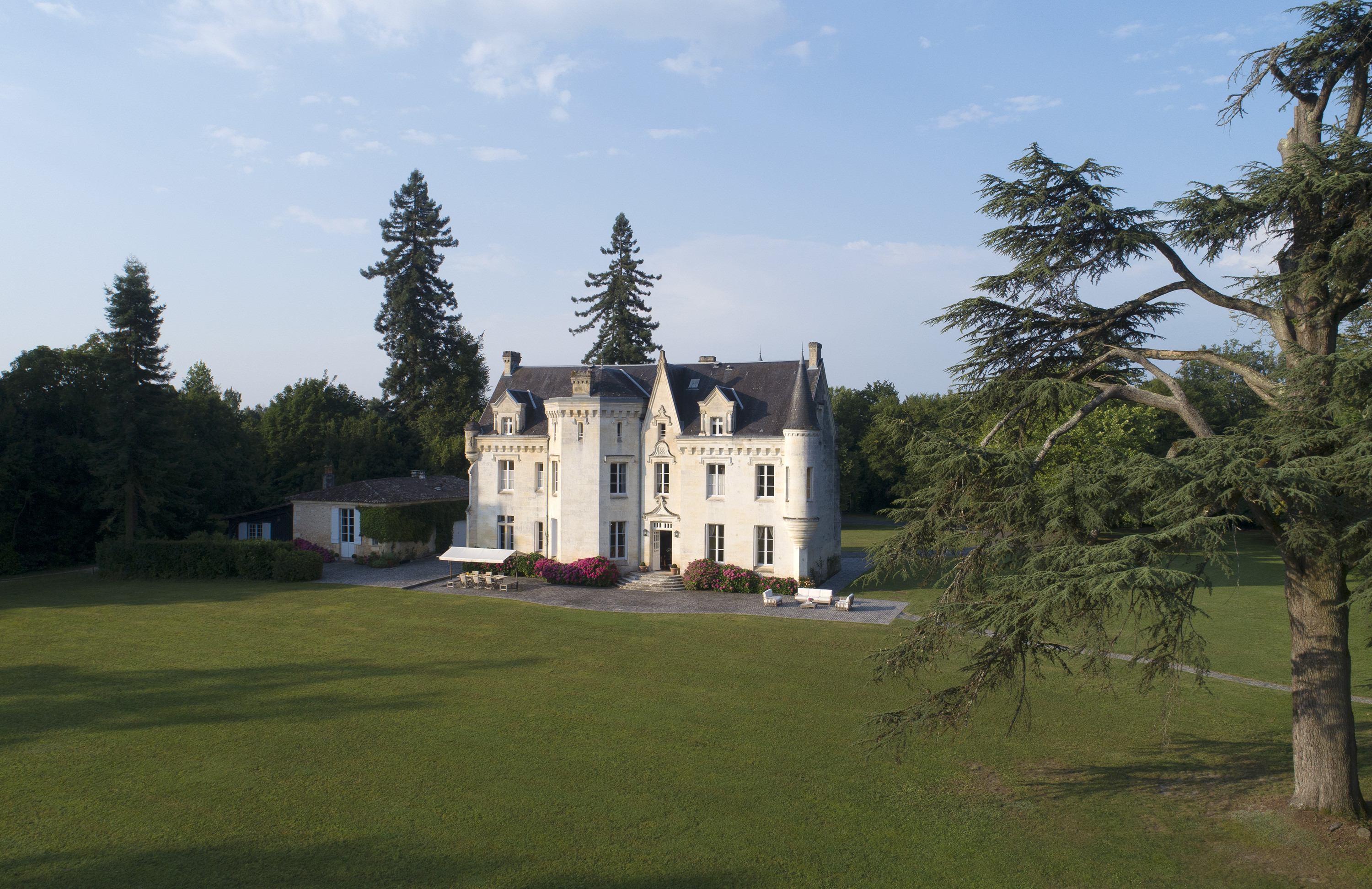 Chateau Le Petit