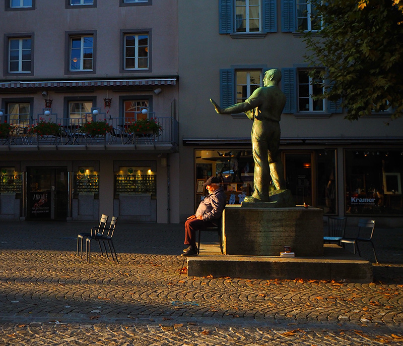 AARAU - MITTENDRIN.  von Lea Wettstein