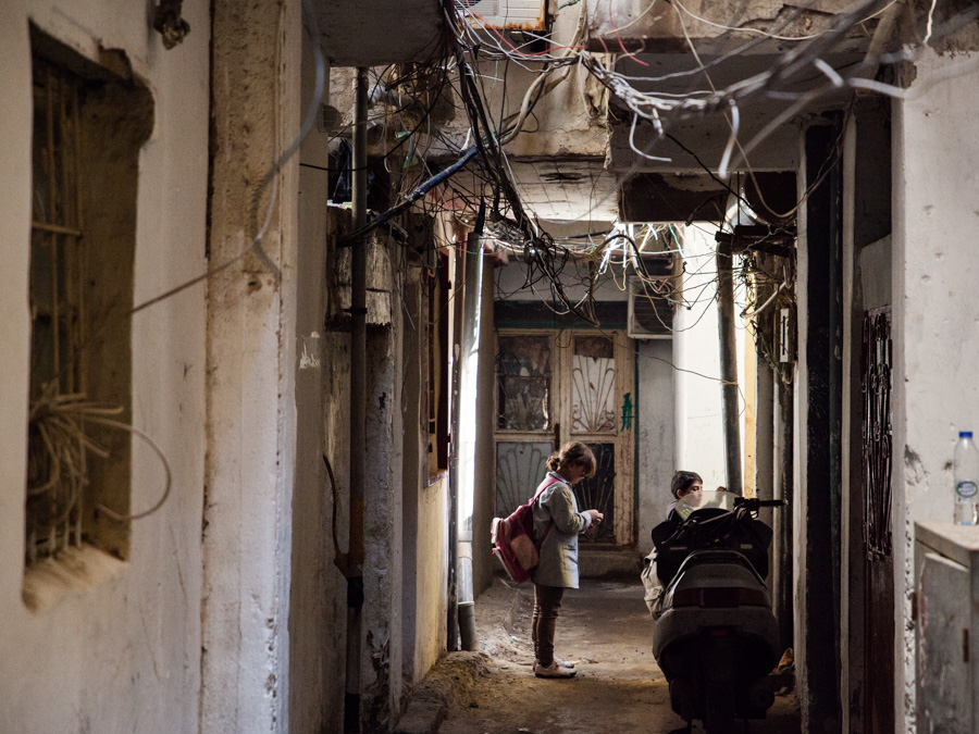  Shatila camp, beirut, lebanon Ruelle du camp.