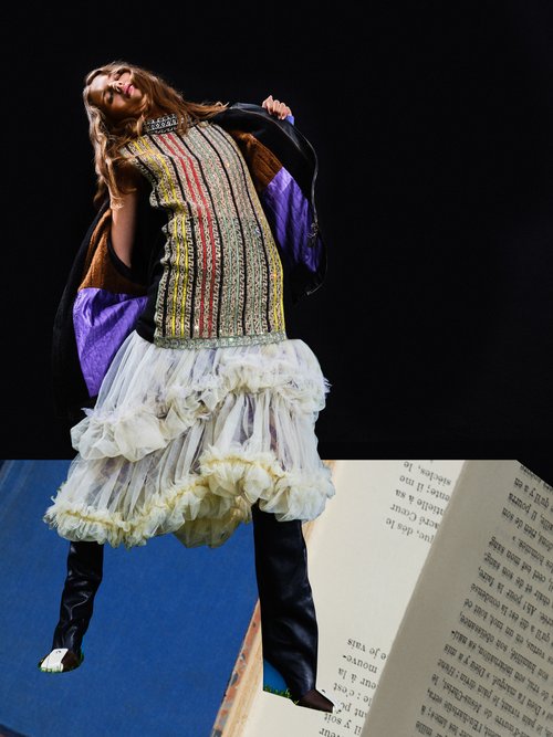 L’ART DE VIVRE DU GRAND FIGARO - La mode est un roman (n°24 Octobre 2021) by Maryia Pepelanova