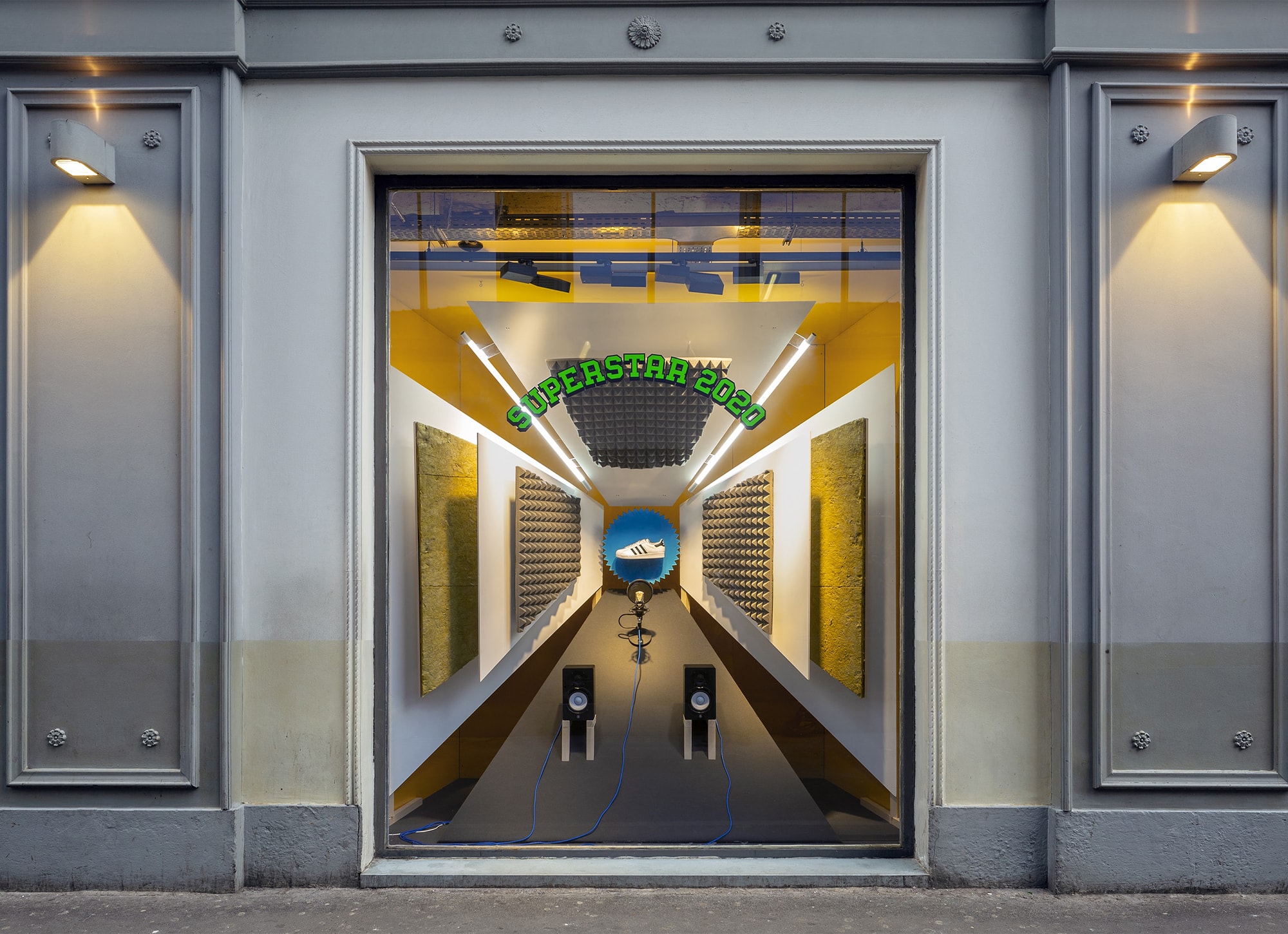 SUPERSTAR 2020 SHOP WINDOW