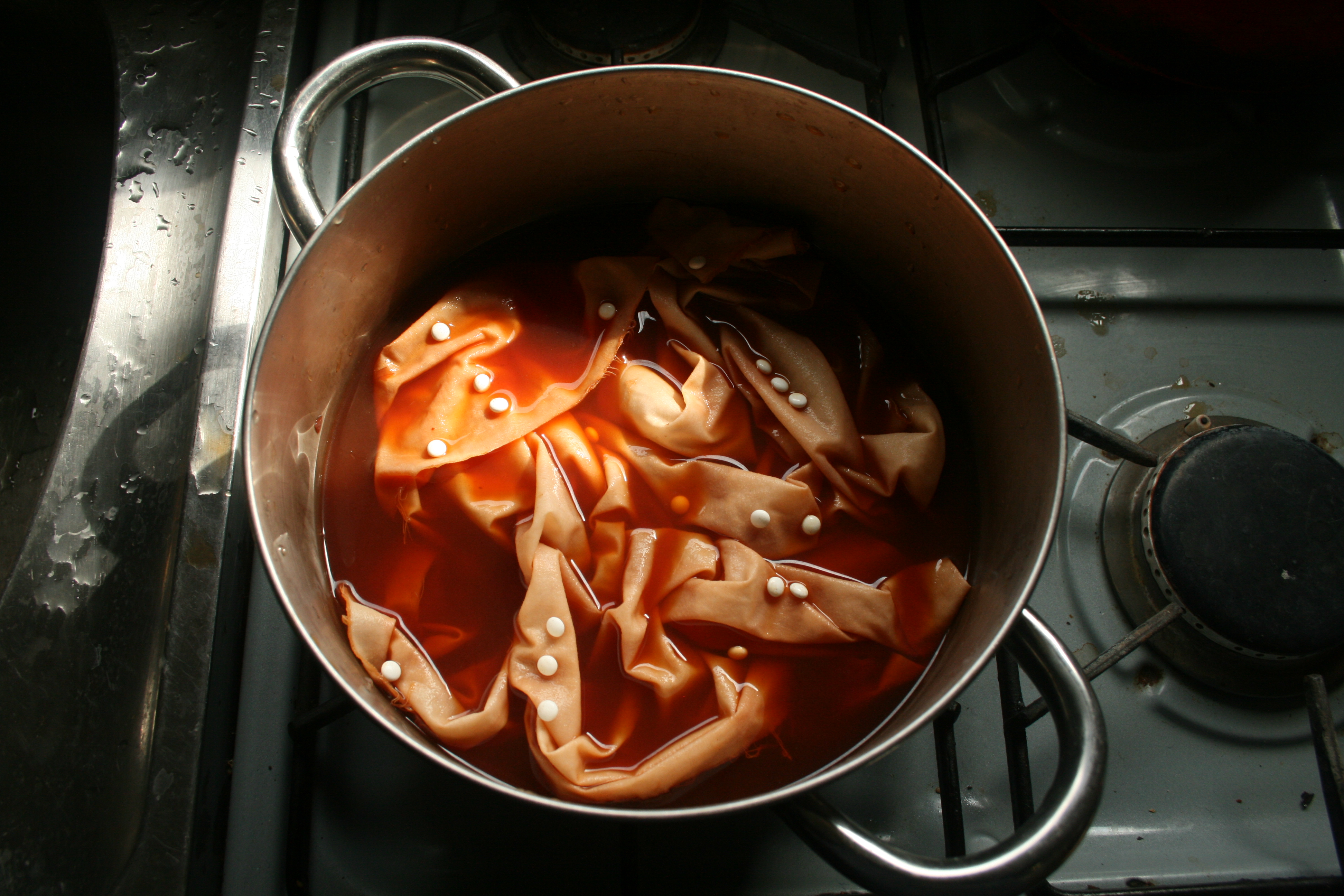 ADDING ARTIFICIAL HORMONES TO DYE BATH