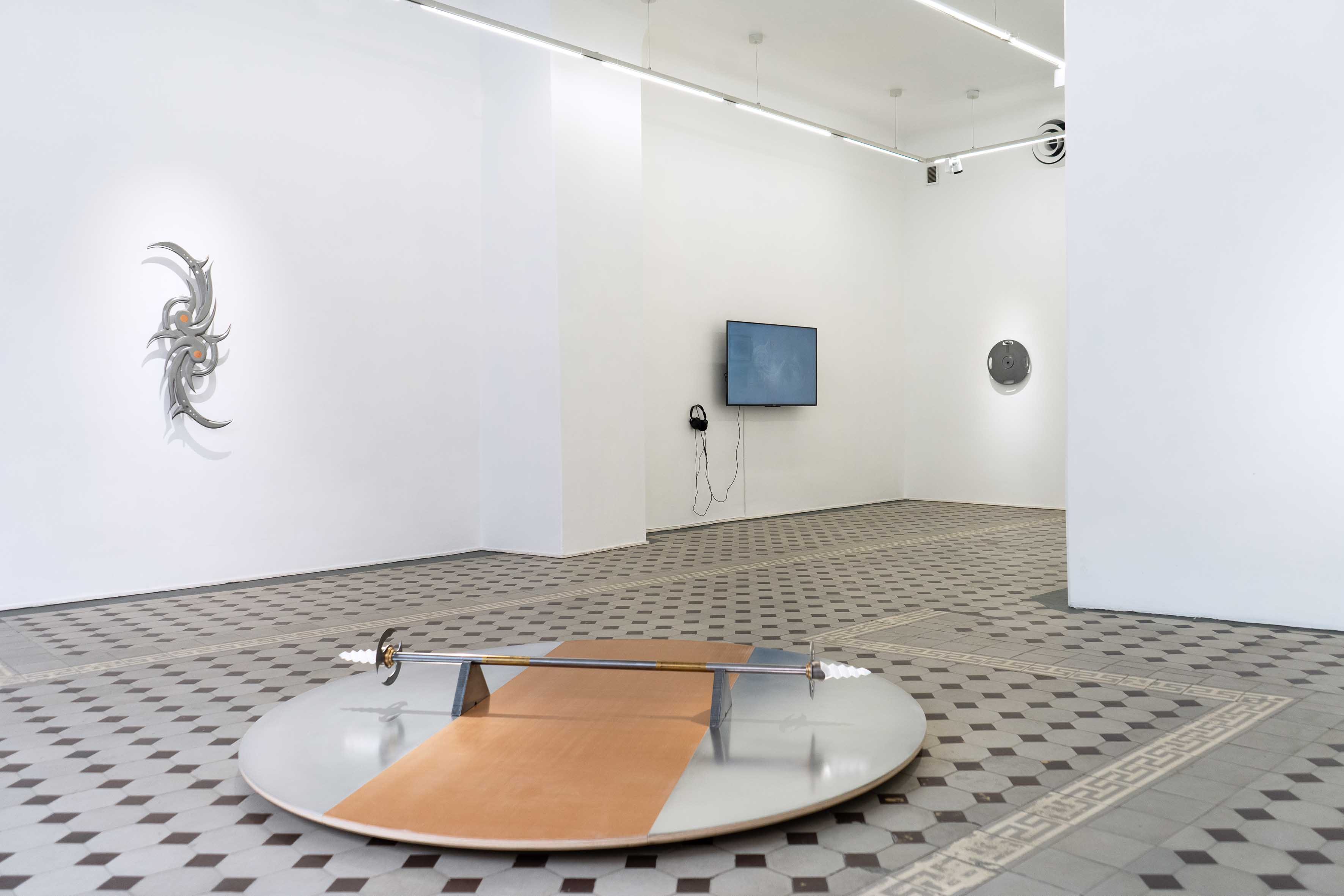 HOUSE OF HEALING HEARTS OF HEAVEN by SIBYLLE EIMERMACHER and objects in collaboration with IWAN BOVERHOF at DRAAKON GALLERY [from 20240807 to 20240831] ]Photo: Anna Mari Liivrand]