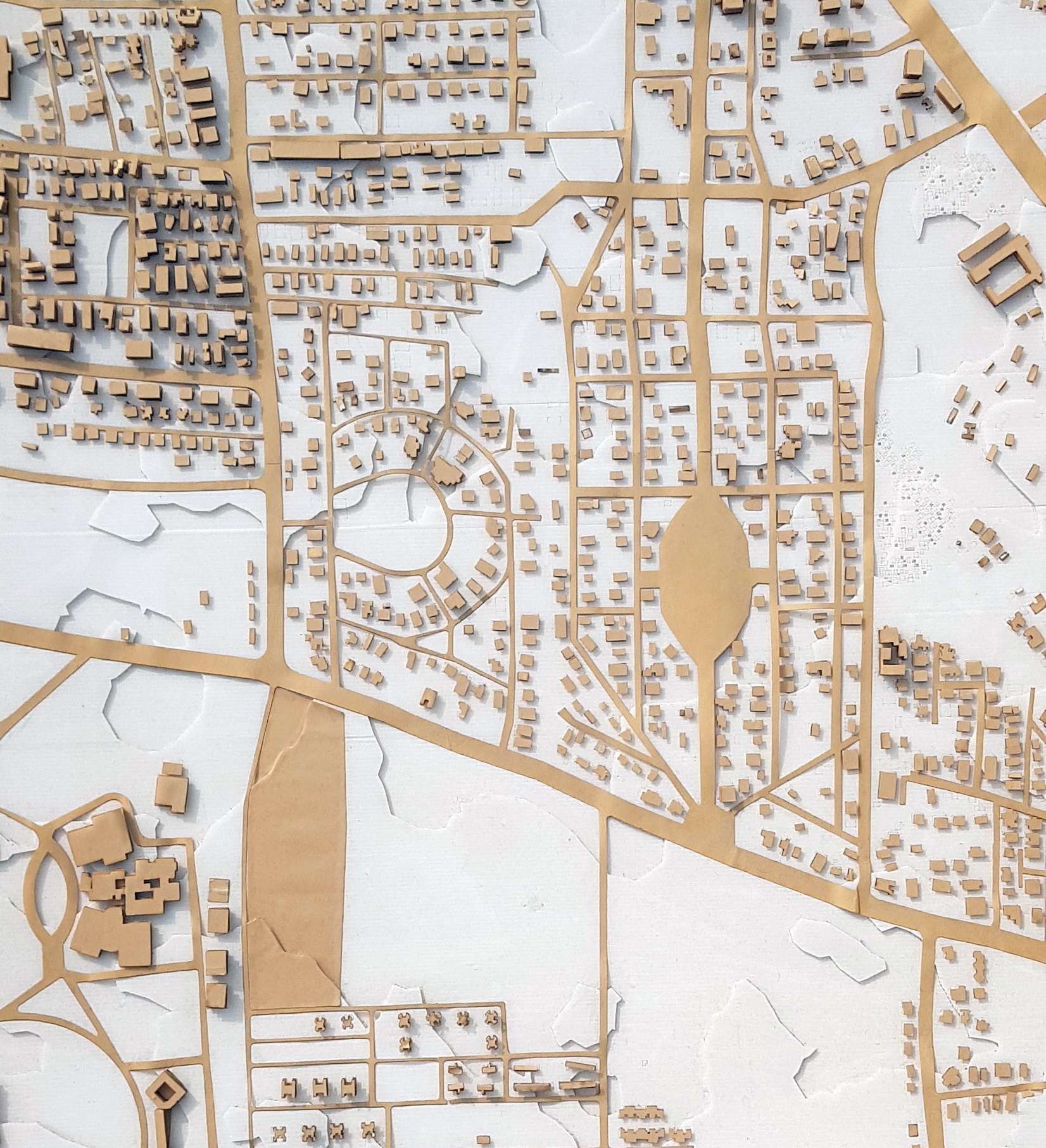 Built a figure ground model of the site area in order to understand adjacency, city volumes and building population.