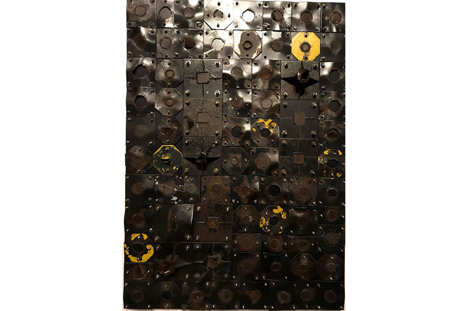 Carlos RiveraMonocromía de la ausencia, 201877 metal sidewalls, part of the street fixtures and road signs in Santiago's streets114 x 160 cm