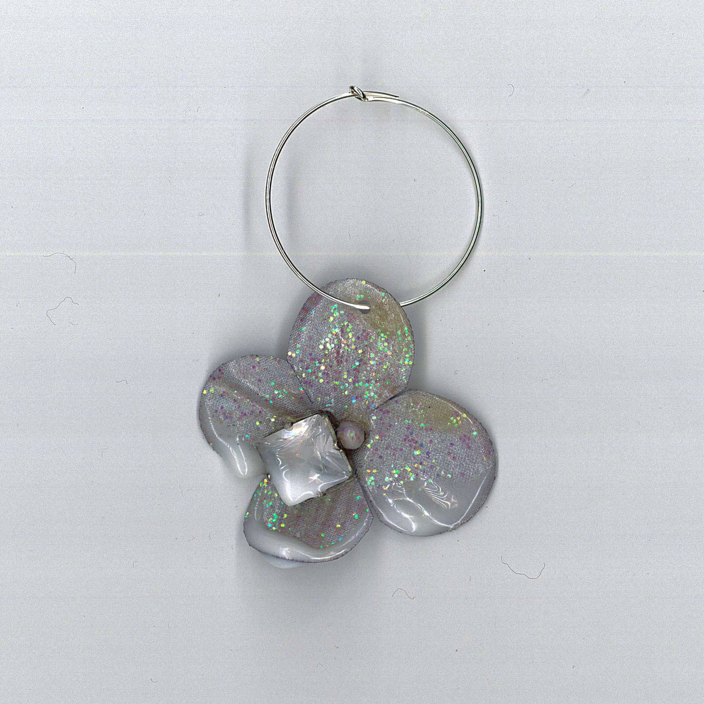 0127-01 CREAMY CRUCIFERAE HOOP | available on www.caycollective.se/collections/mjolkshake