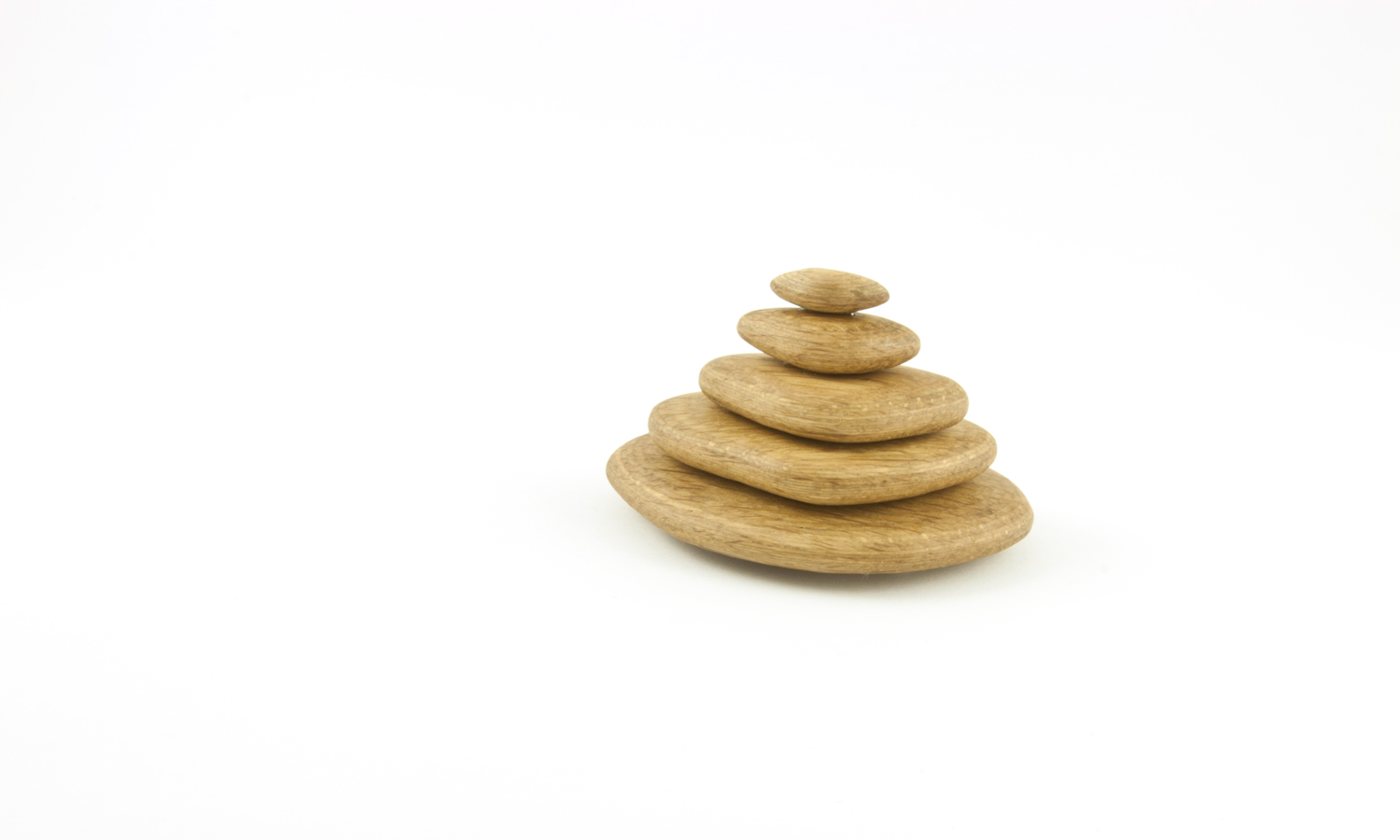 Stoamandl | 2019 | brooch | oak wood, silver, steel
