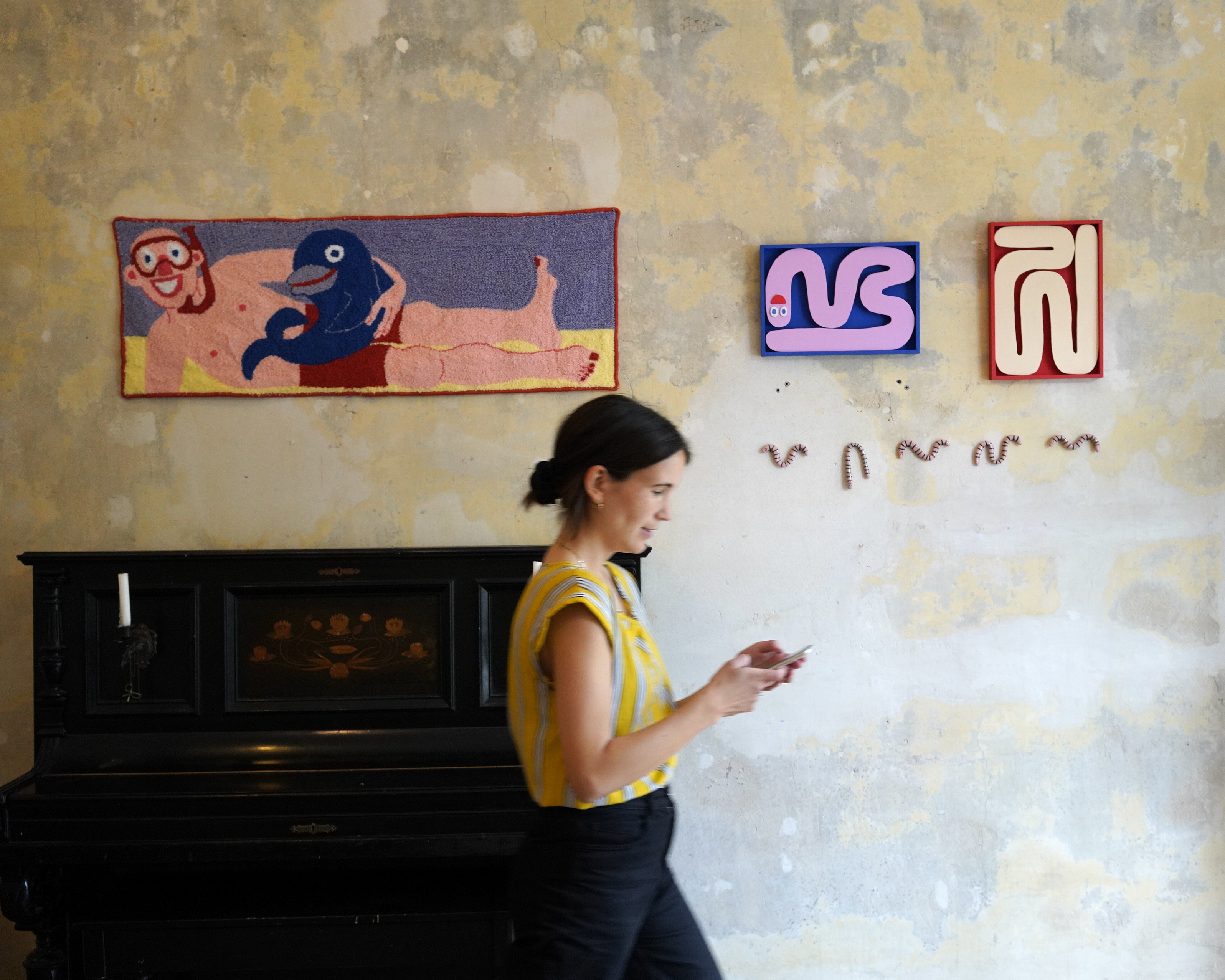 Mensch + Tier + Form + Farbe – Solo Exhibition at JVB Moabit