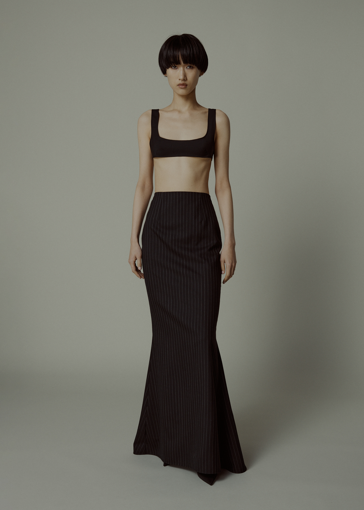 CARROL SKIRT IN CREASE-RESISTANT WOOL, PINSTRIPE | 900 GBP