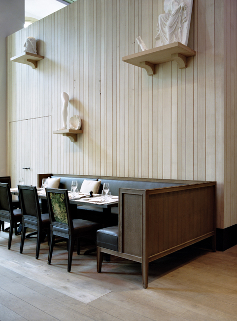 Maison Française - restaurant le Mini Palais, Paris.