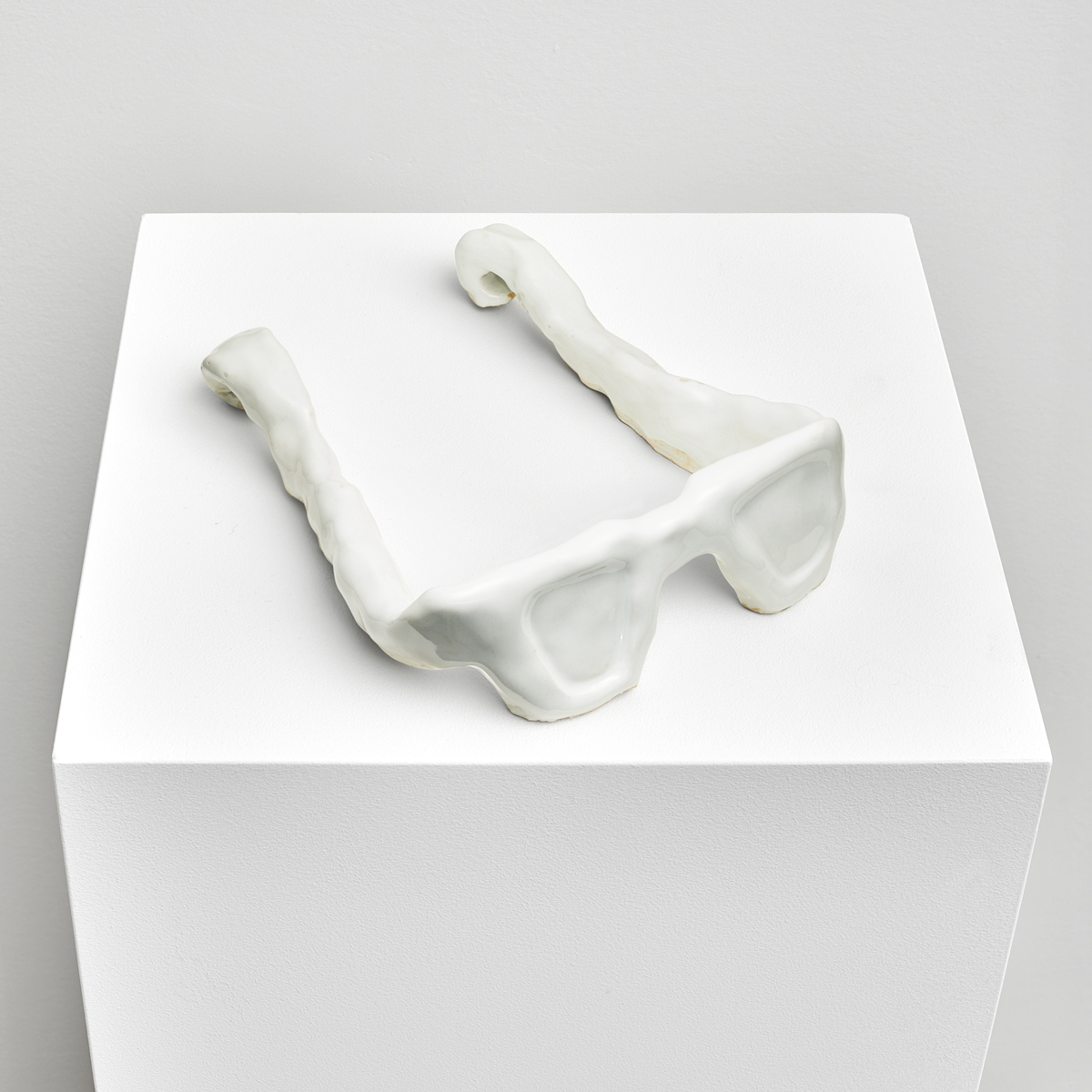 spectacles, 3x11x11 in