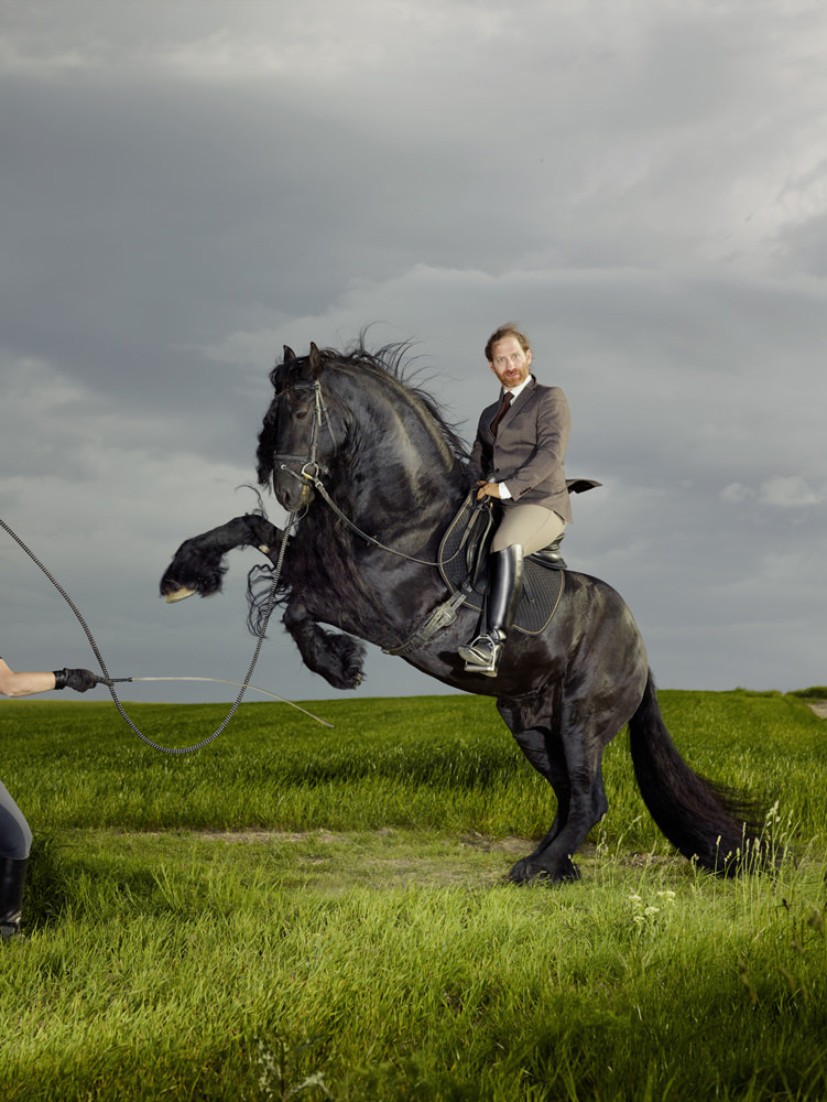 Obvious Self Advertisment: "Usually behind the scenes" or "Look at me – I am on a horse // photo: Clemens Ascher"