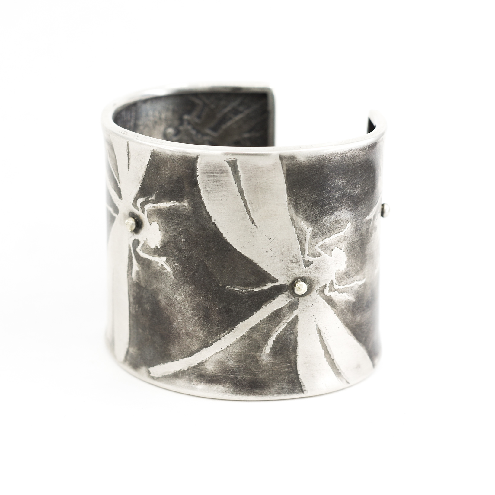 Dragonflies Alight Cuff