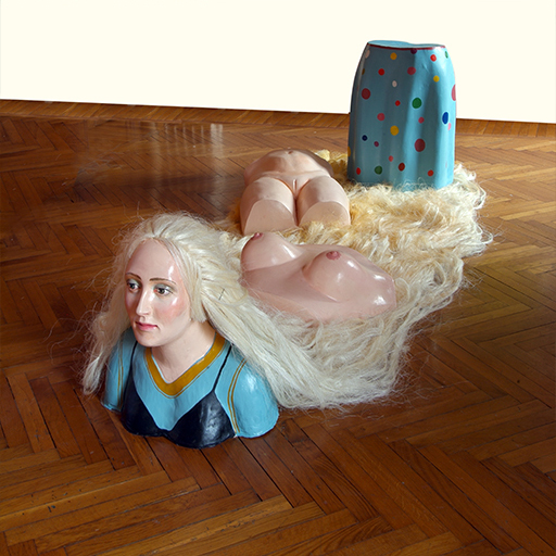  ARCHEOLOGIA DEL SÈ    2004 resina dipinta ad olio cm300x120x60 