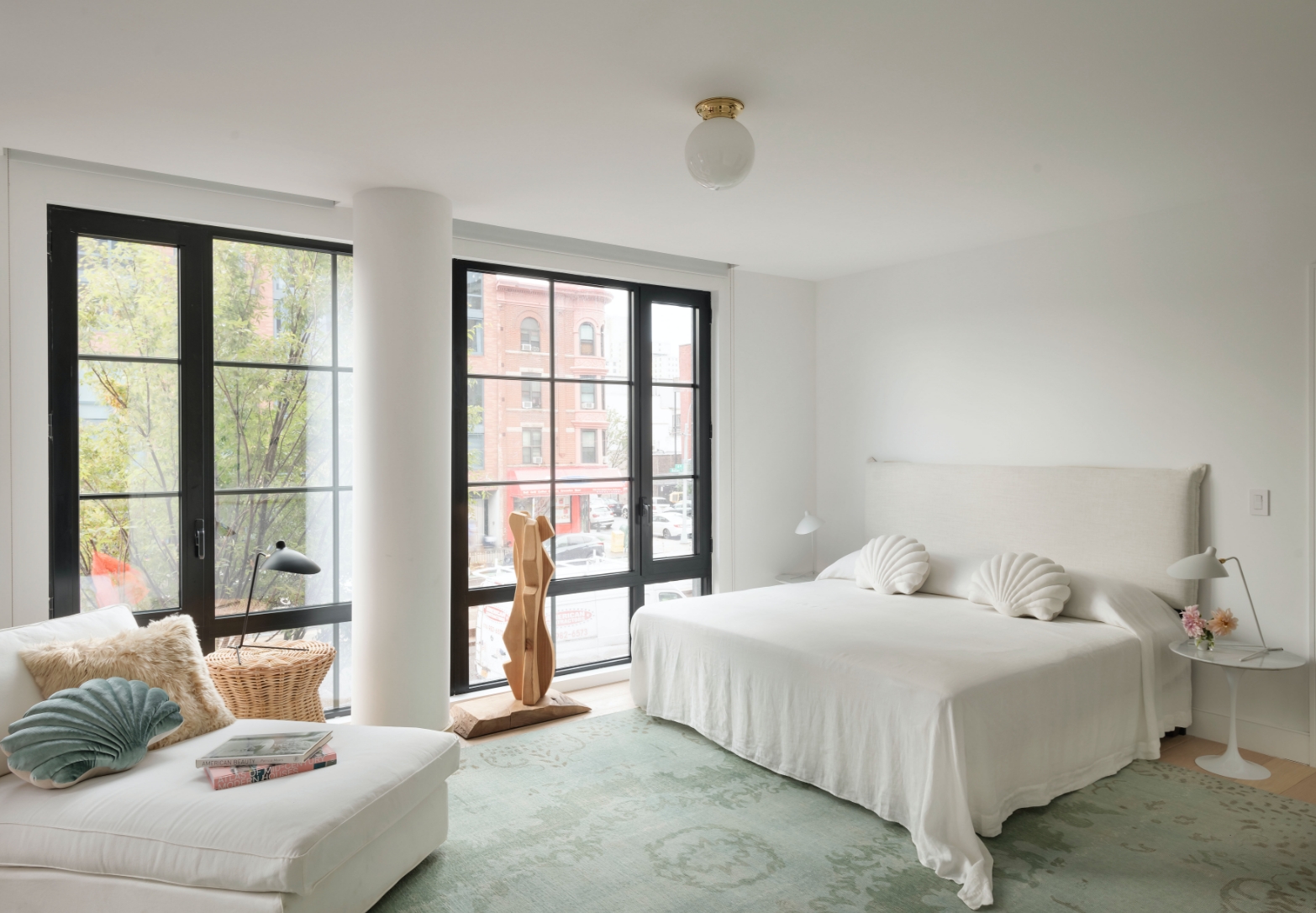 137 4th avenue residence - large bedroom with oversized floor-to-ceiling windows