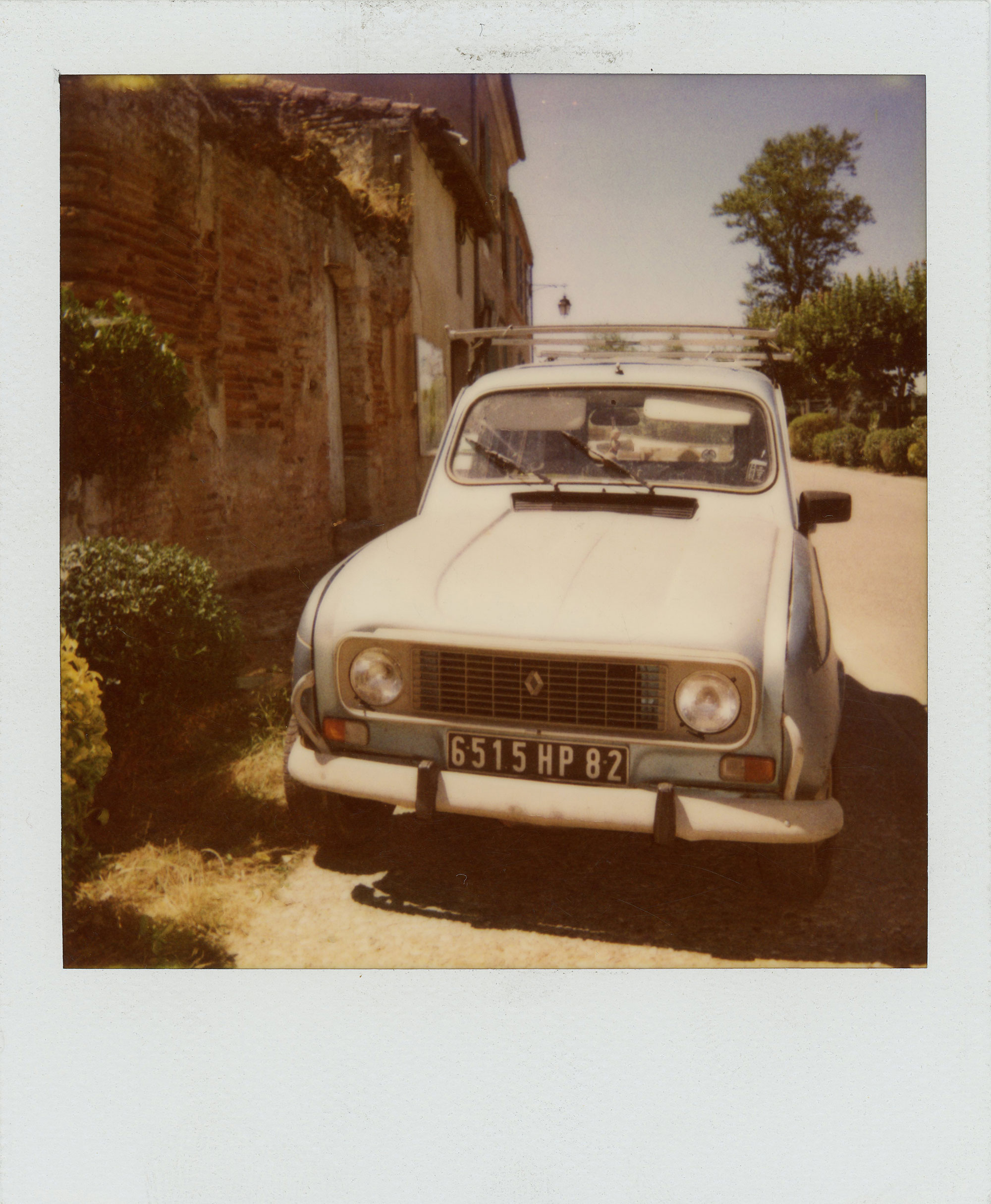 6515hp82 (Polaroid), Auvillar, France, 2009