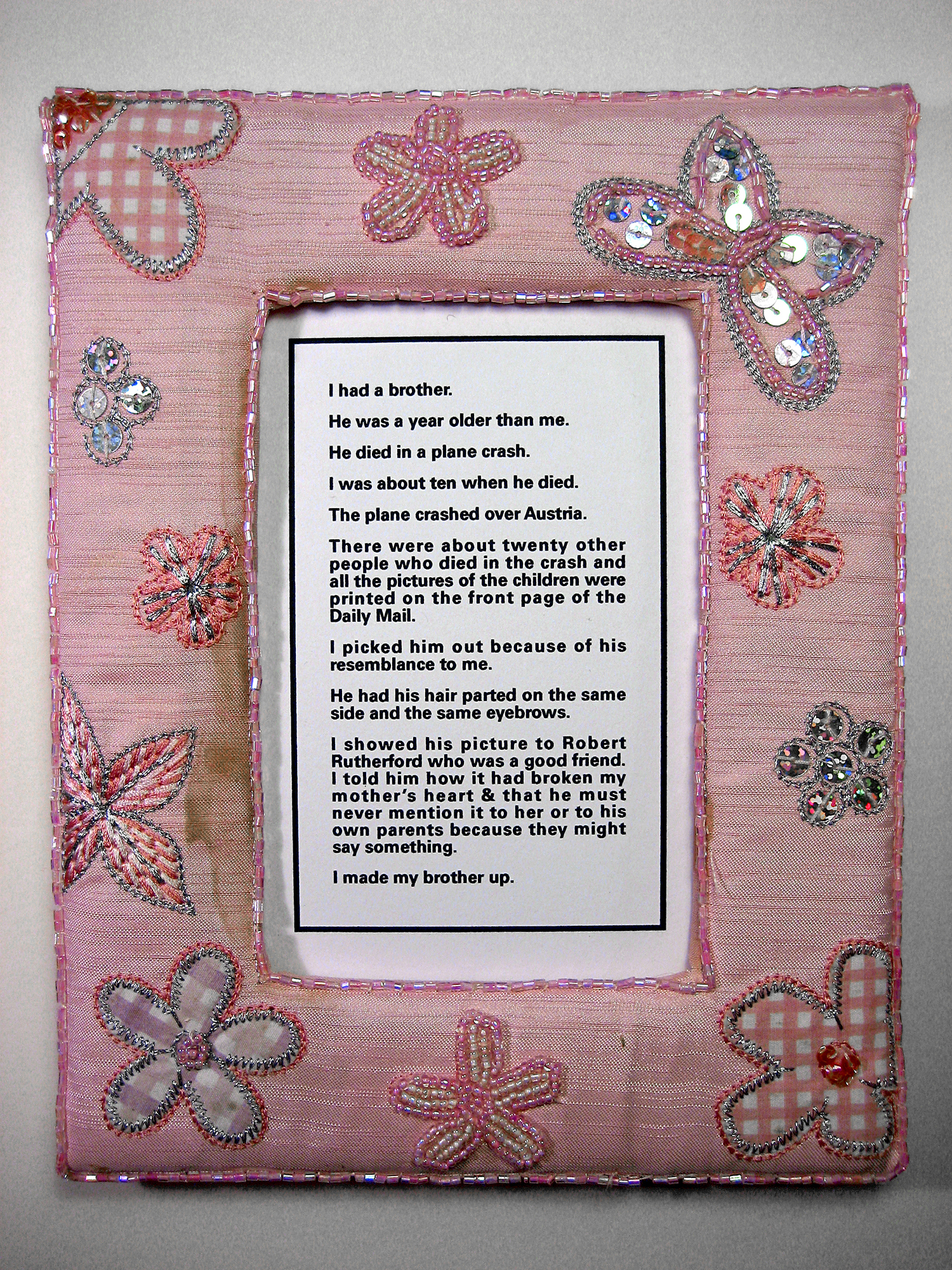 Figure 5 : Examples of Levett’s project Frames and Photographing Memory.