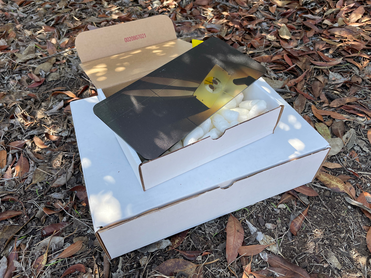 Detail installation shot. PoSM 3. Title: Template. Material: UV-print on clear acrylic glass. Dimensions: 29,8 x 13,7 x 0,03 cm. Opaf. 2022. Image: Thomas Georg Blank.