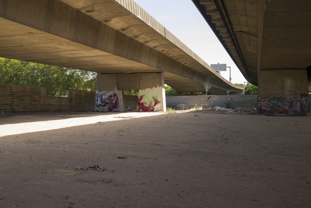 saint-denis | empty ground not vacant land