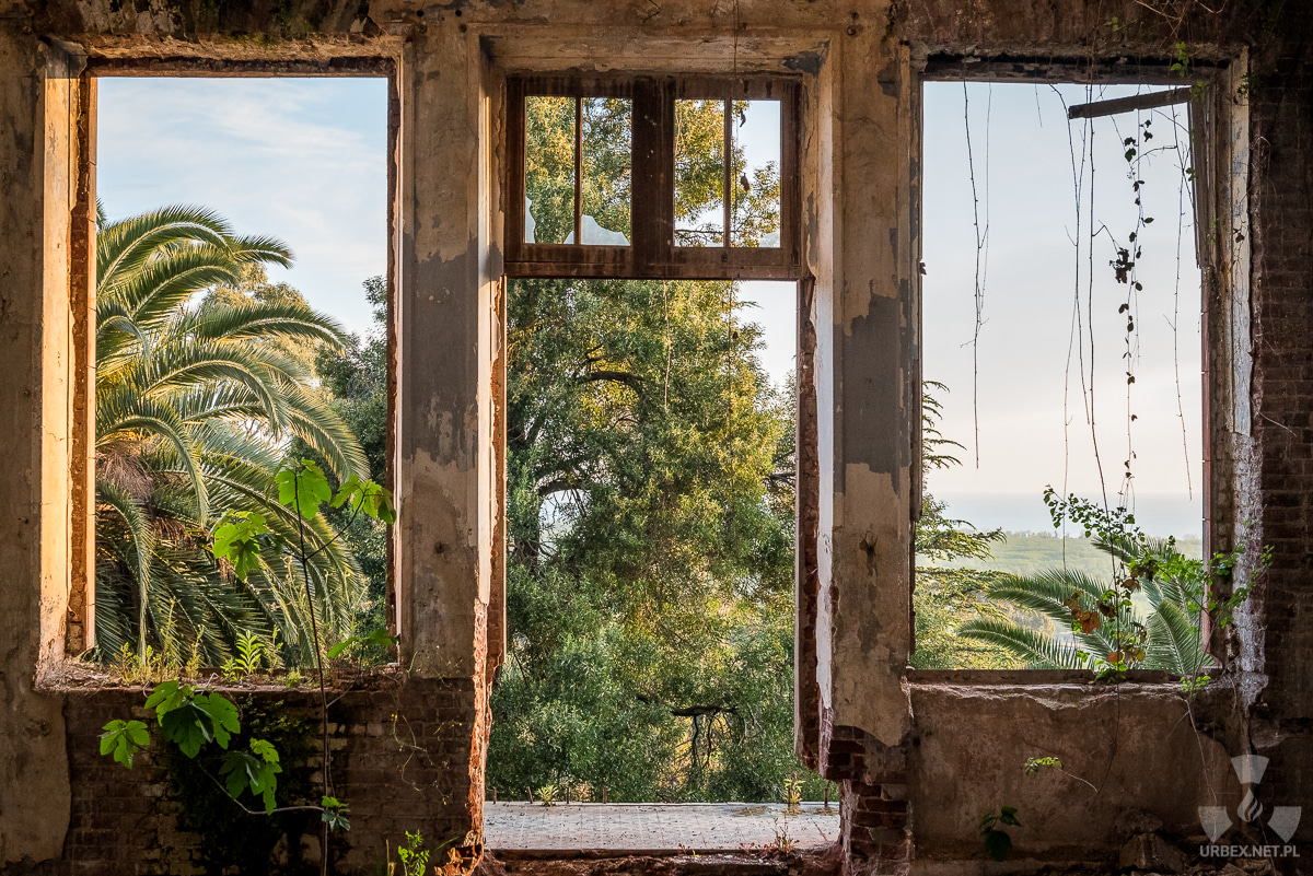 Abandoned Palace of Prince Smetsky
