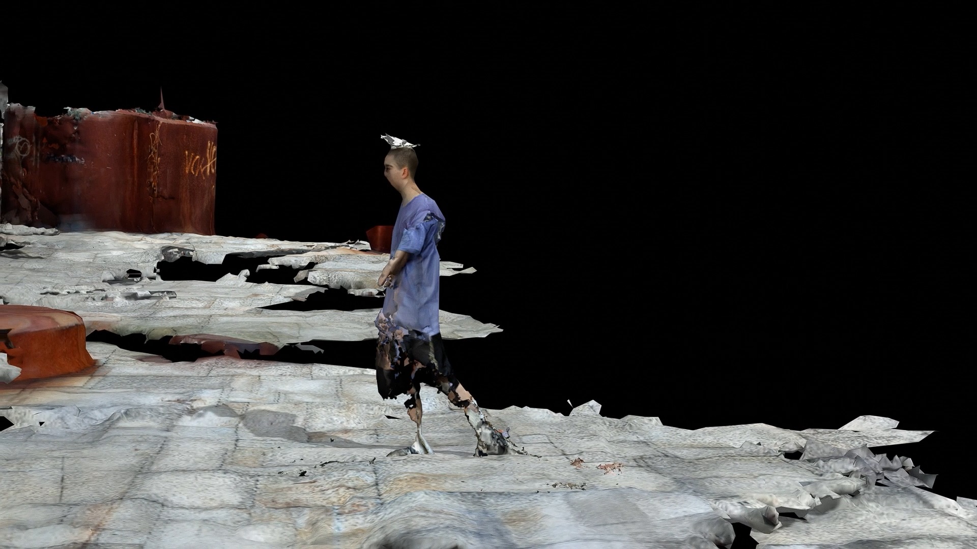 5/5 still from the video _ 4