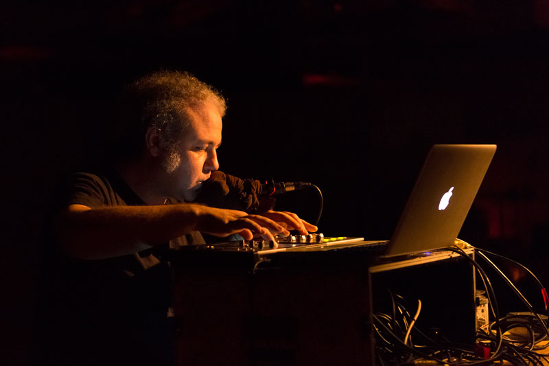 [Vostok], cineperformance, 19º Festival Videobrasil, SESC Pompéia – São Paulo, Brazil, 2015