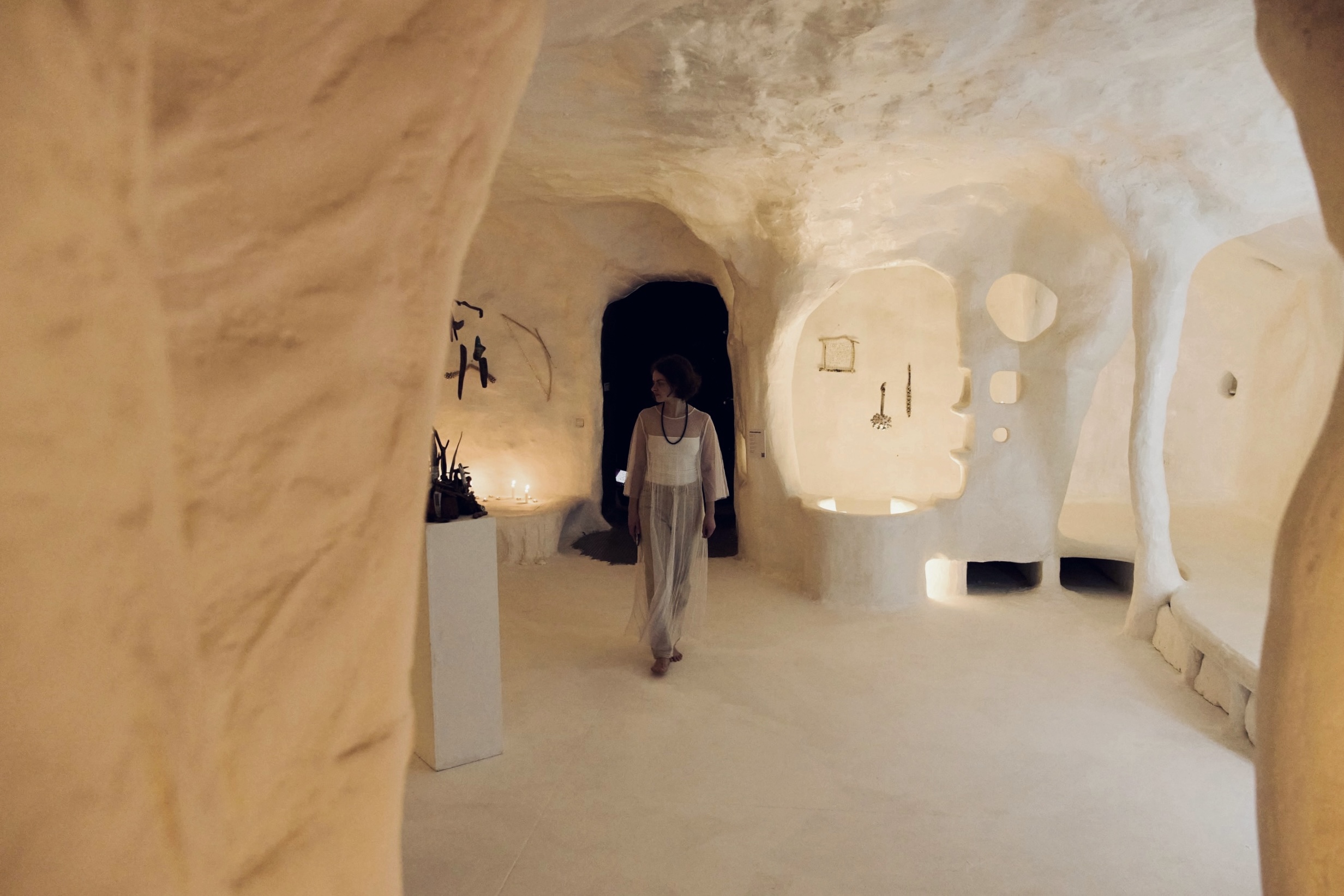 Exhibition view, 2025 Outward, Cave, Borsch Gallery, Moscow