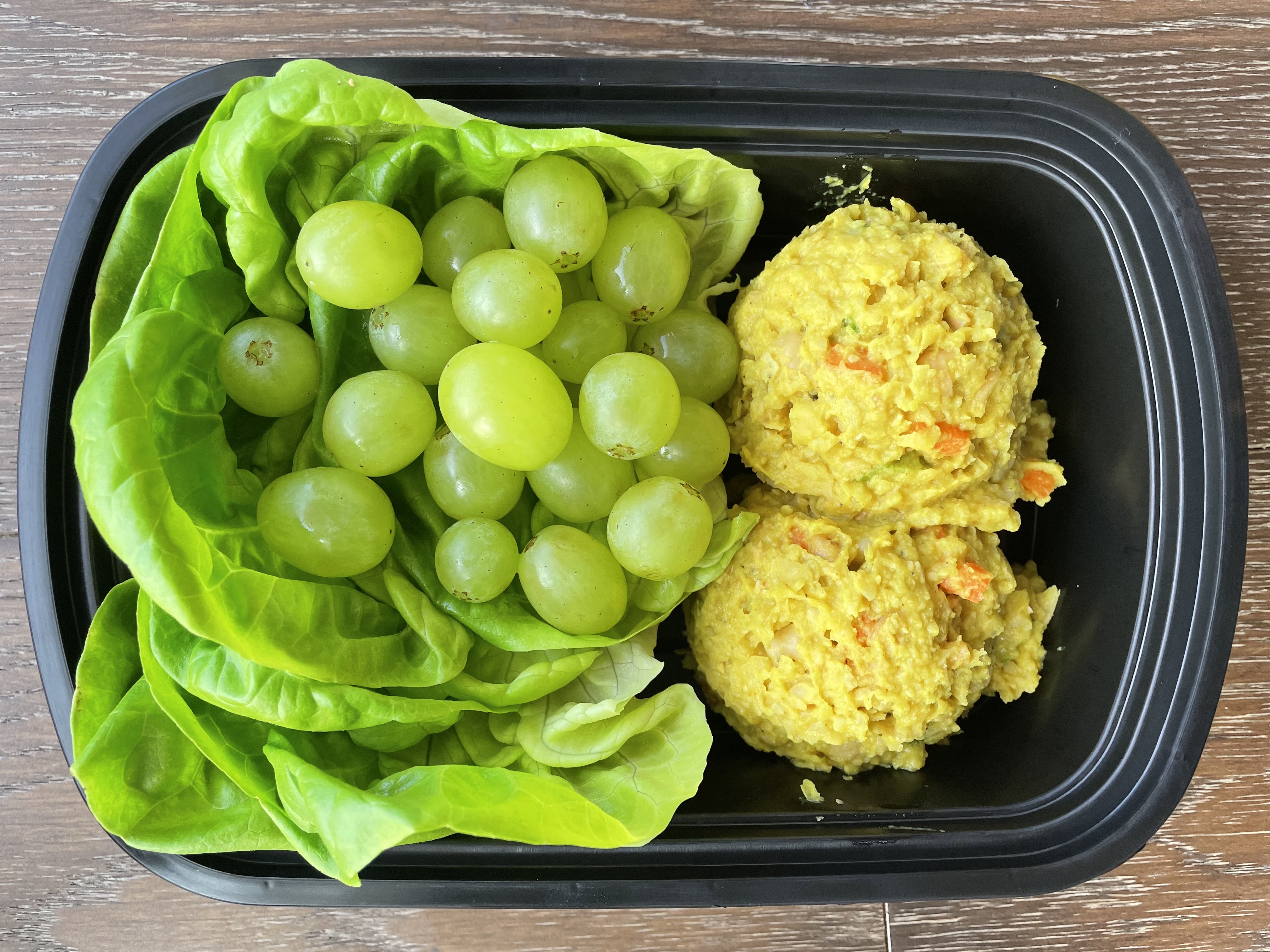 Curry Chickpea Salad with Green Grapes