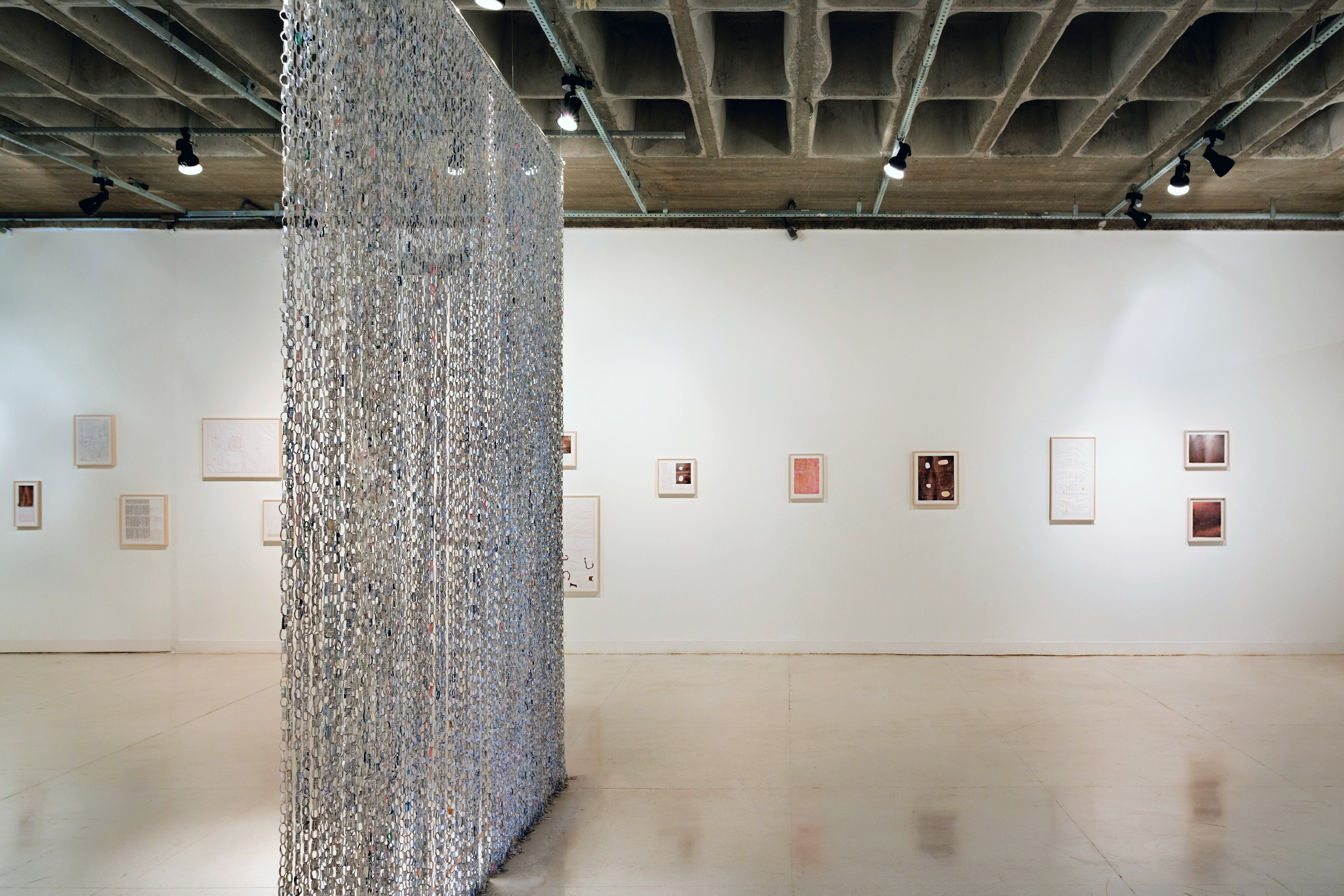  Unveil, 2009 (Installation view, detail)