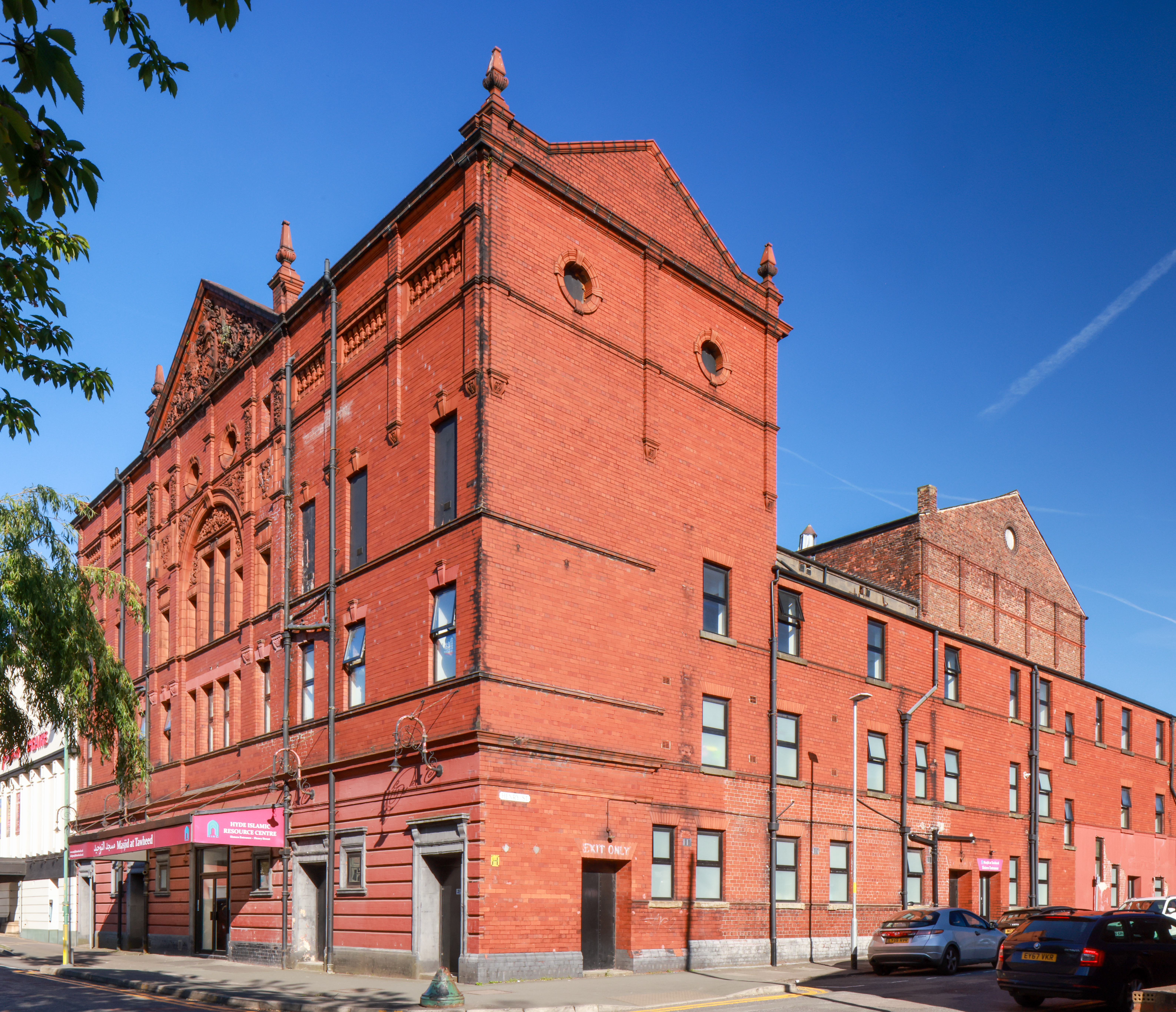 Former Theatre Royal Cinema, 1902, Corporation Street, Hyde (Converted to Hyde Islamic Resource Centre and Masjid at Tawheed – 2021). 
