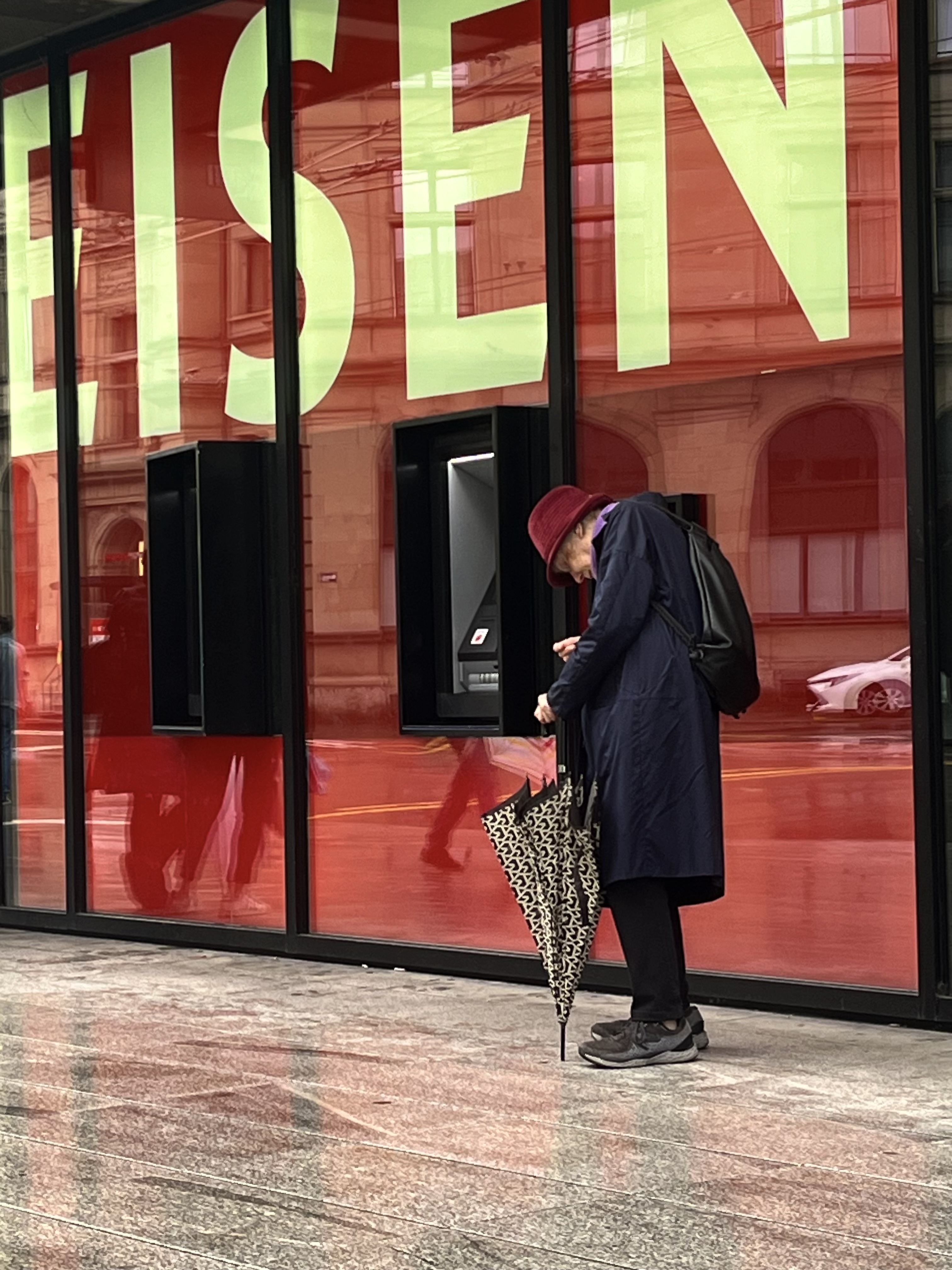 by Gioia Pillittu + Faye Zimmermann