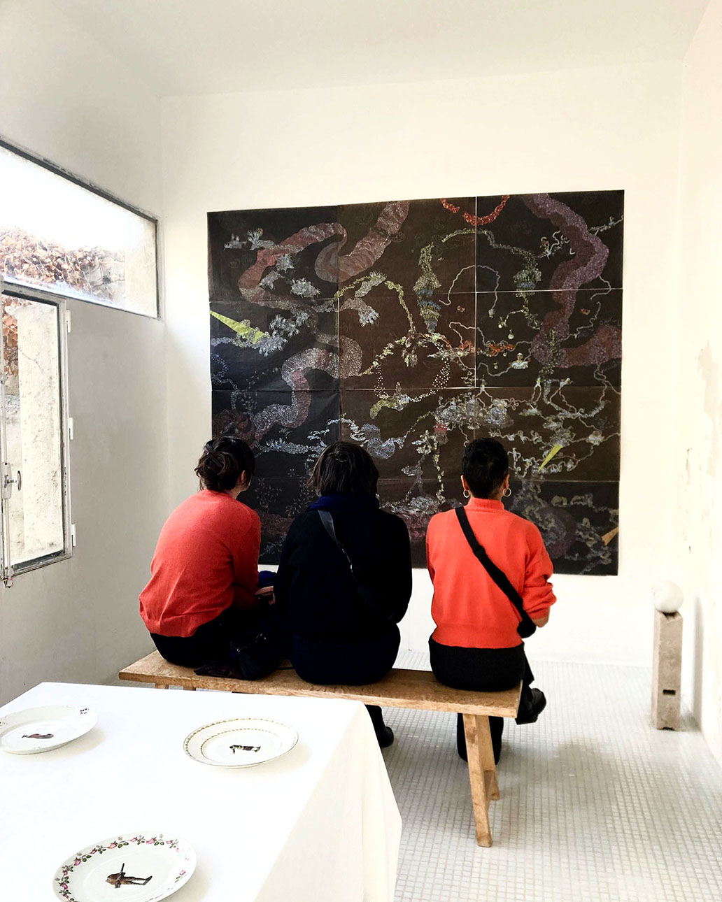 Madely Schott, Vue d’exposition dans le cadre Villa Paradis, commissariée par Vera Martynov Galerie La Traverse @Hélène Bellenger