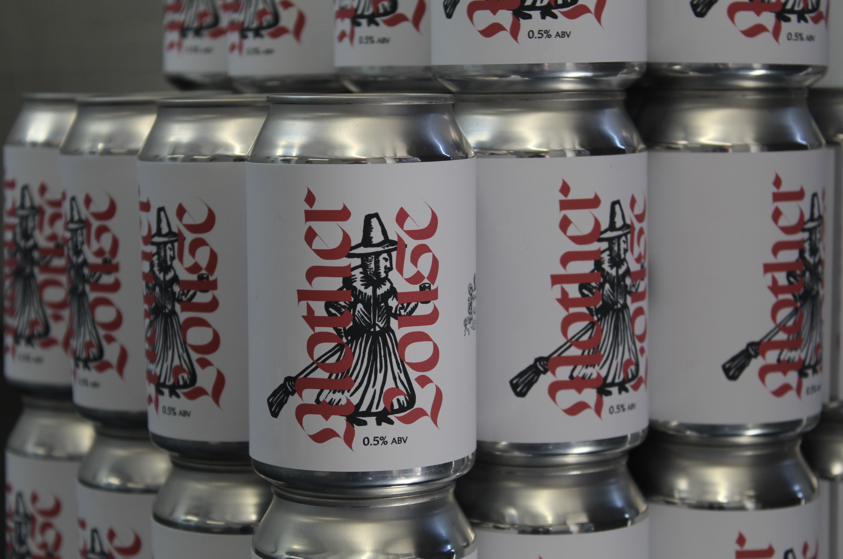 ︎︎︎ Mother Louse 'Alcohol free' 0.5% ABV beer. Brewed by Brum Brewery. Graphic Designer, Keith Dodds.