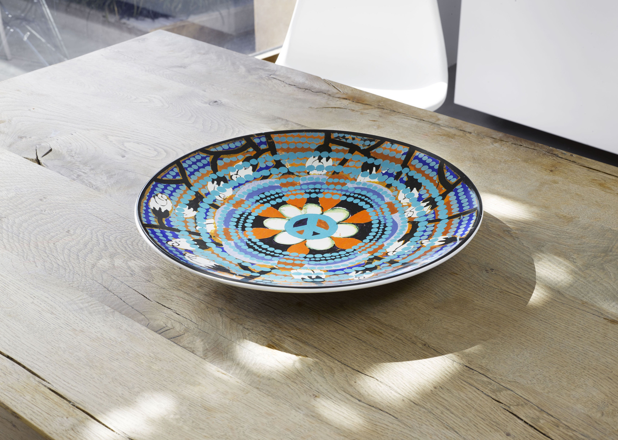 Love and Peace, Limited Edition Plate, Plinth, 2015