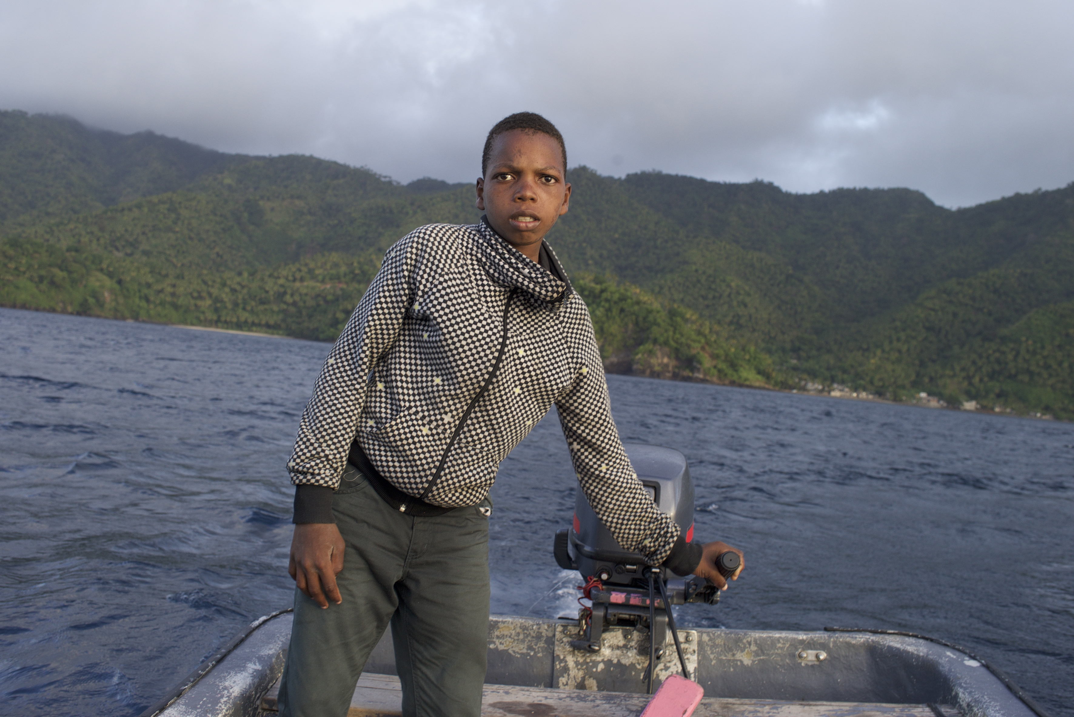 Fayal, Comores, 2017 ©️ LAURA HENNO pigment print 74 cm x 110 cm