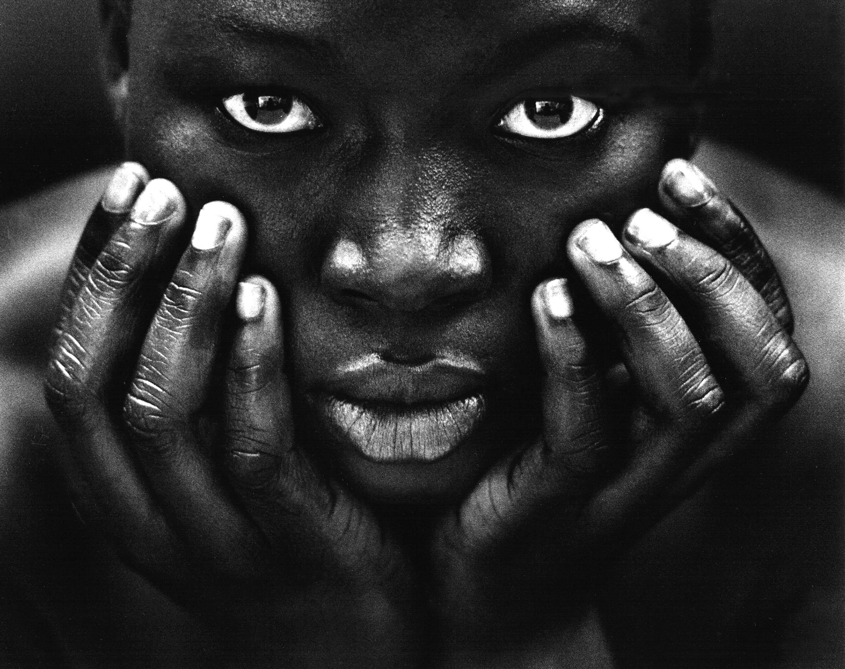 Barat negro. Африканка картина. Лукавый взгляд негра. Мастера чёрно-белого фотопортрета Африка.