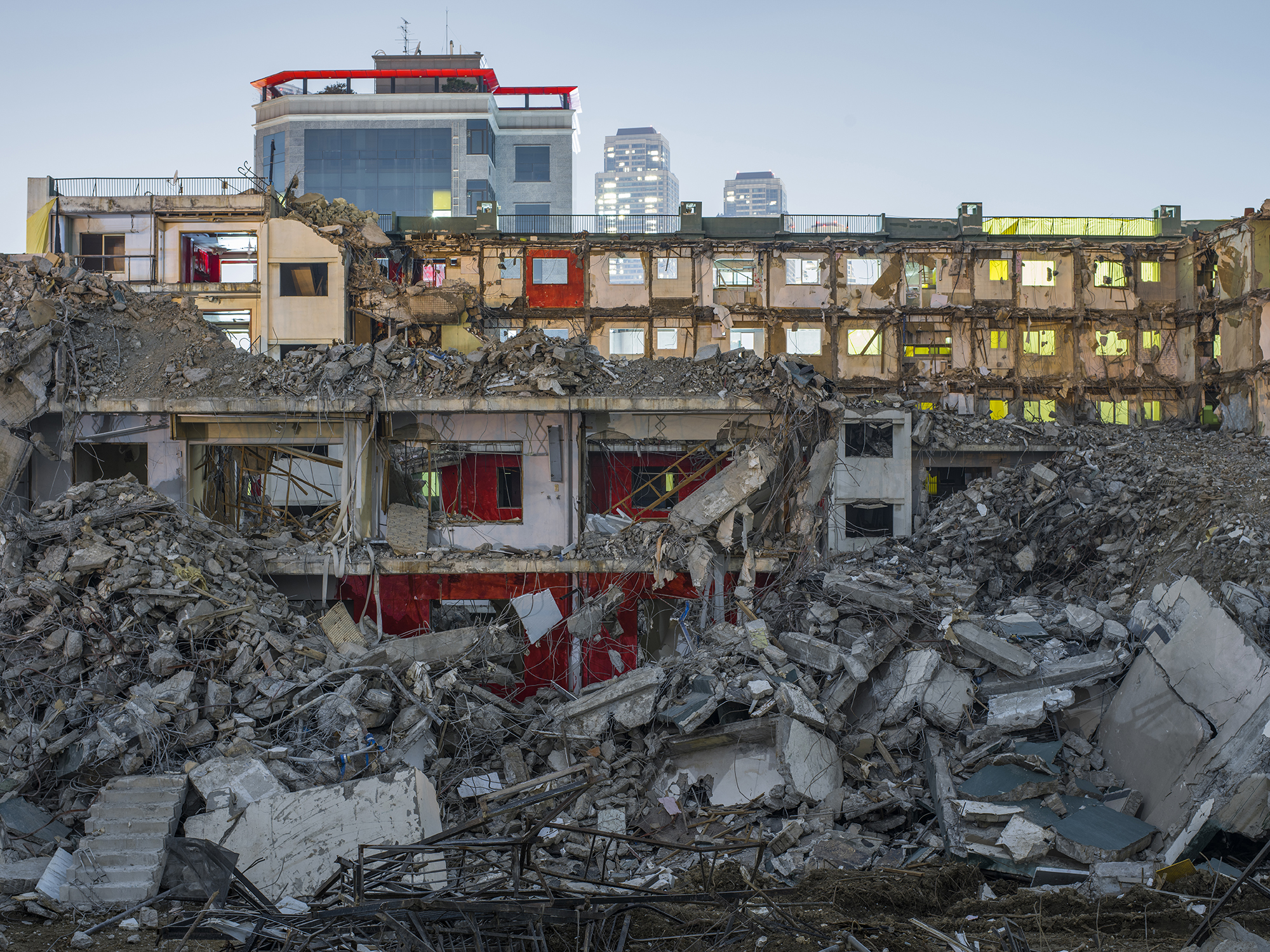 Reconstruction Site 10_pigment print_140x180cm_2015