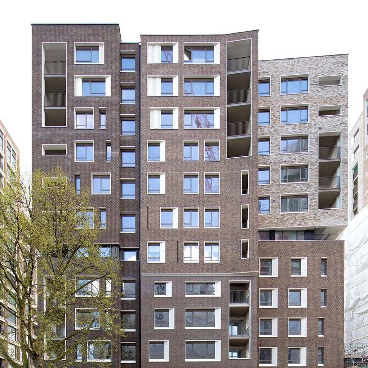 Apartment block - with PHA