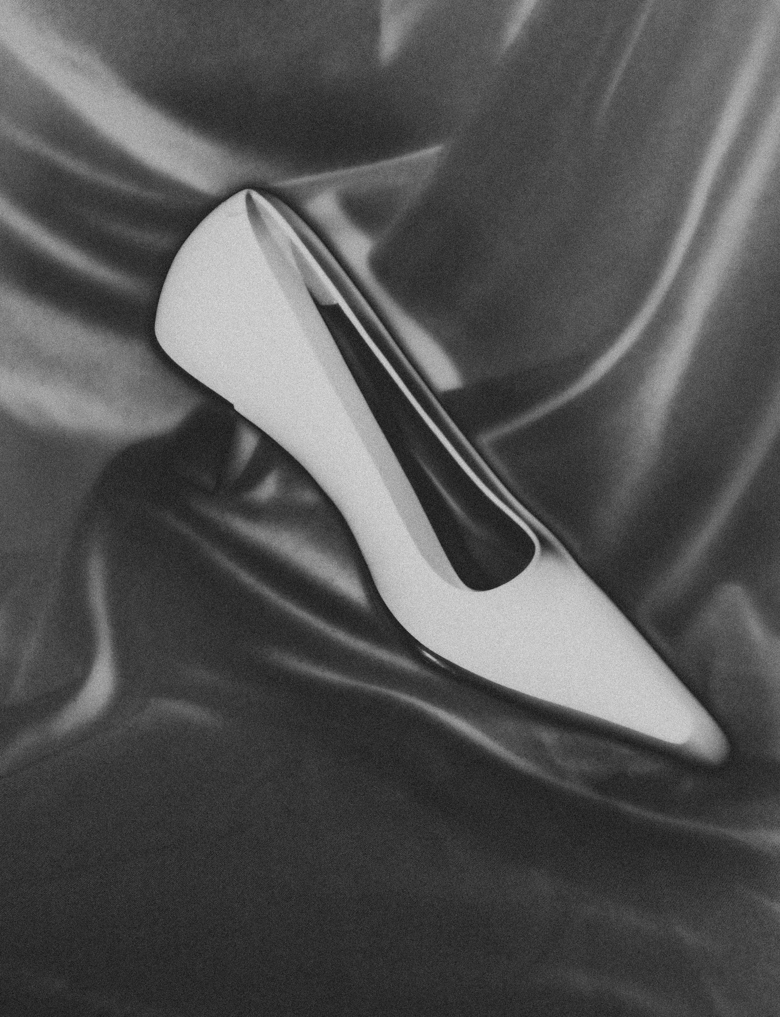 Vagabond - Wonderland Magazine Spring Issue - 2023