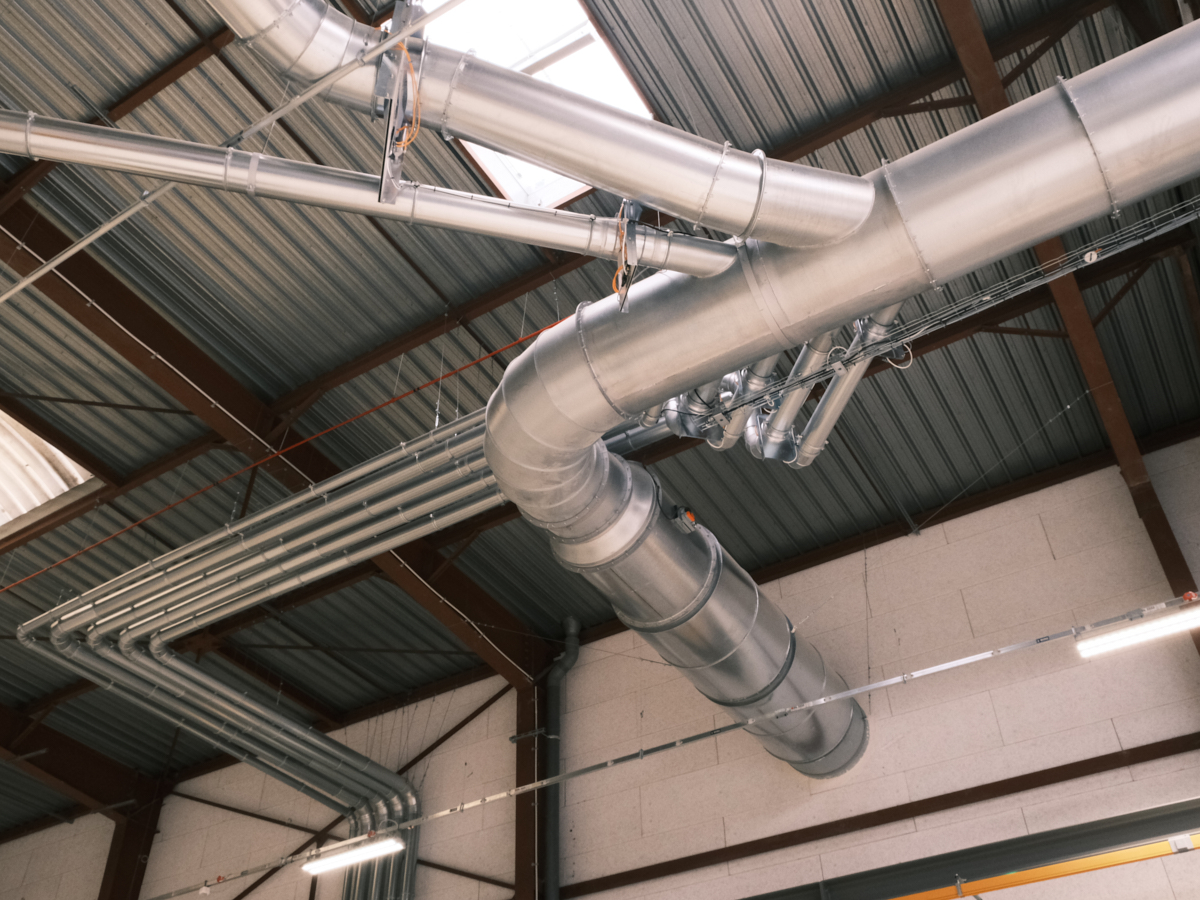 Le système de ventilation est un réseau d'extraction connecté à l'ensemble des machines.