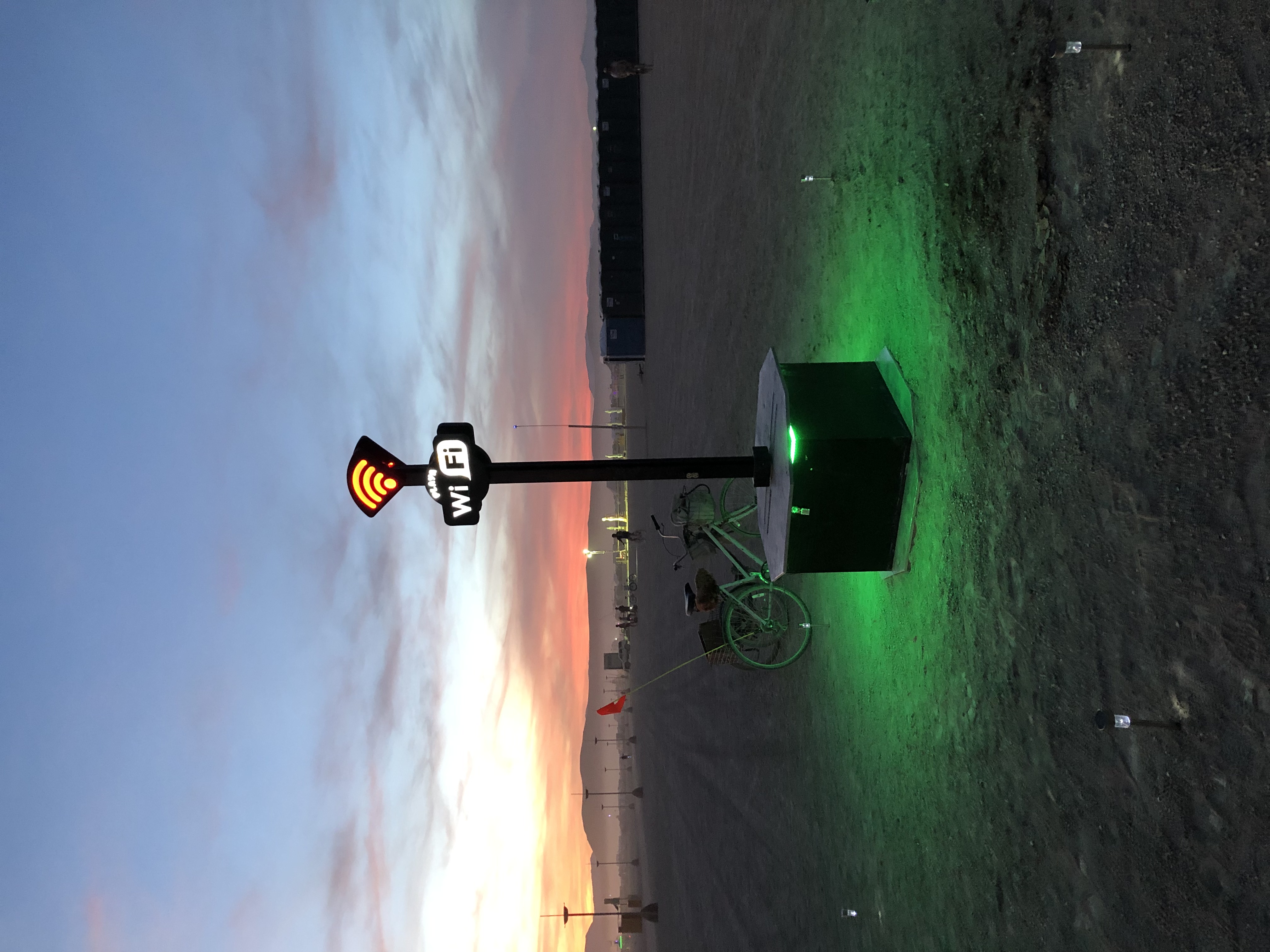 BURNING MAN FREE WIFI ✖️