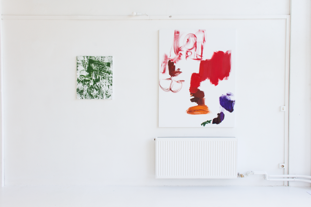 VOC 06, 2006 ; oil on linen, 65 x 53 cm & BPPB 10022018, 2018 ; oil on linen, 146 × 114 cm.