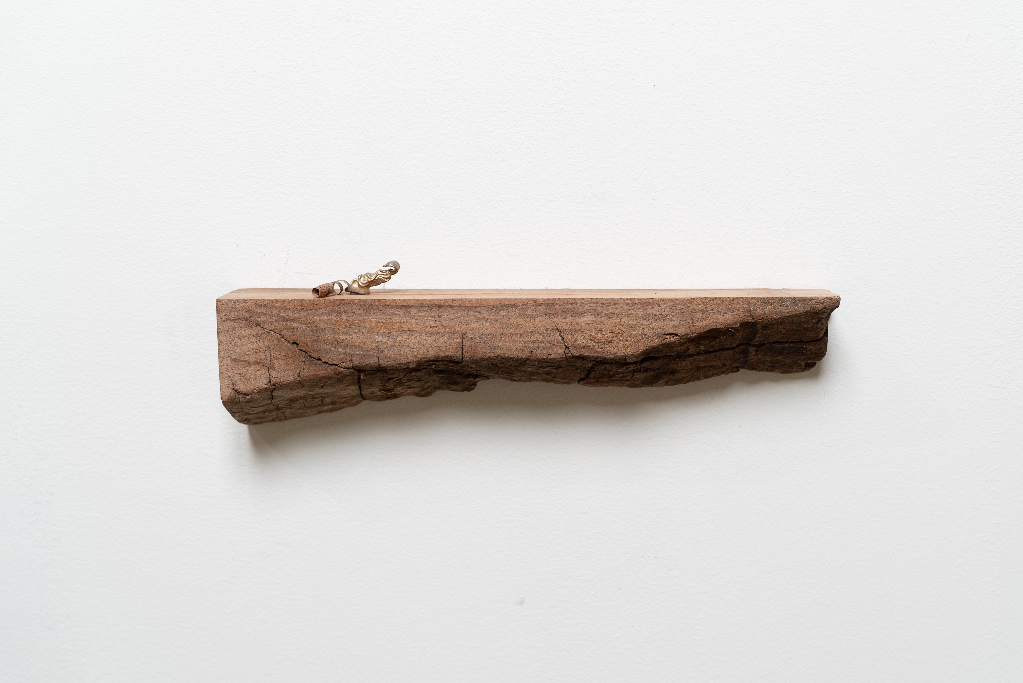 Richard Barnes, Chamfer plane. Bronze. 2023.